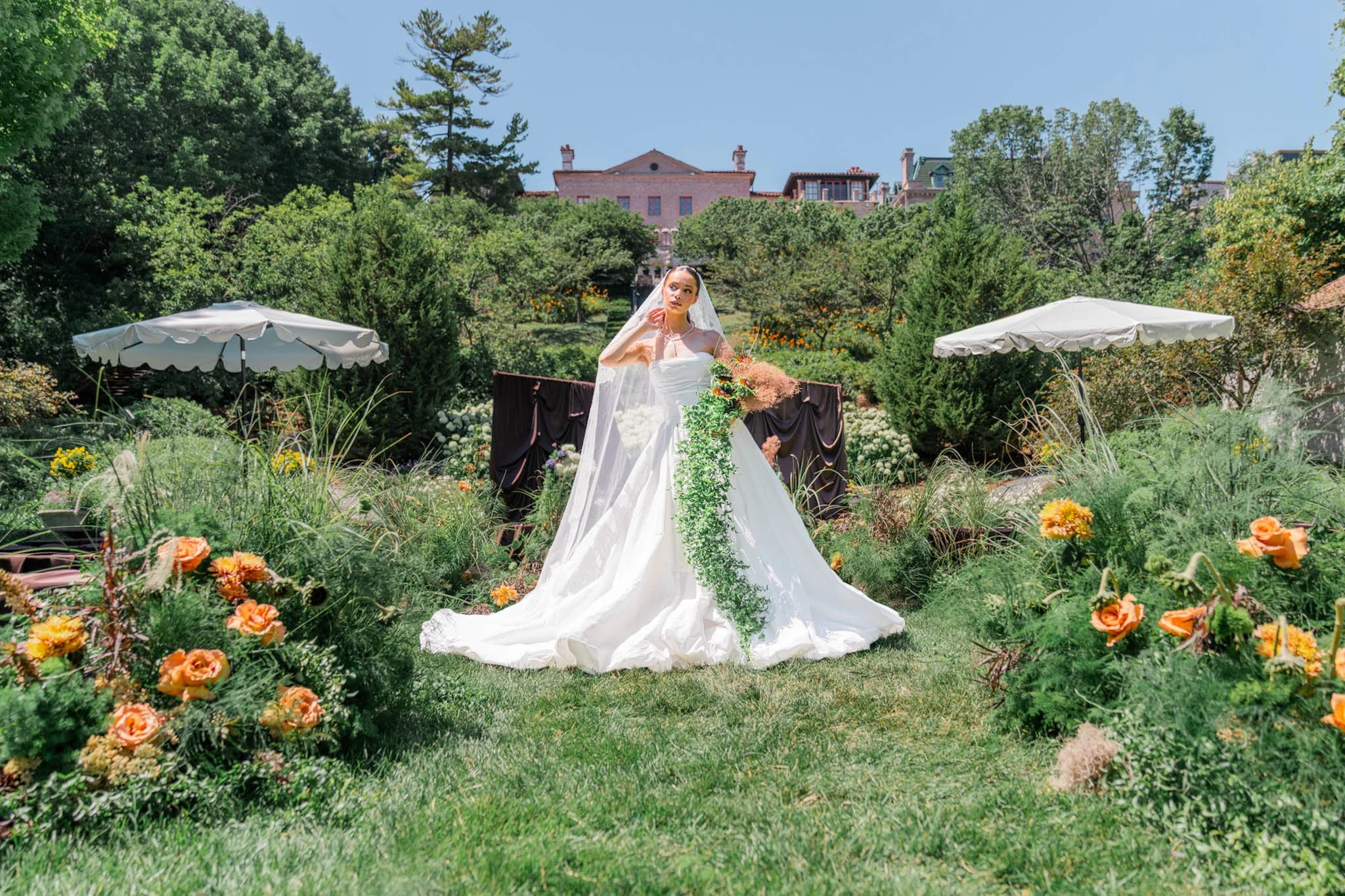 Italy-destination-photographer-Villa-terrace-decorative-arts-museum-wedding-photography-luxury-bridal-portraits-bride-best-photographer-7.JPG