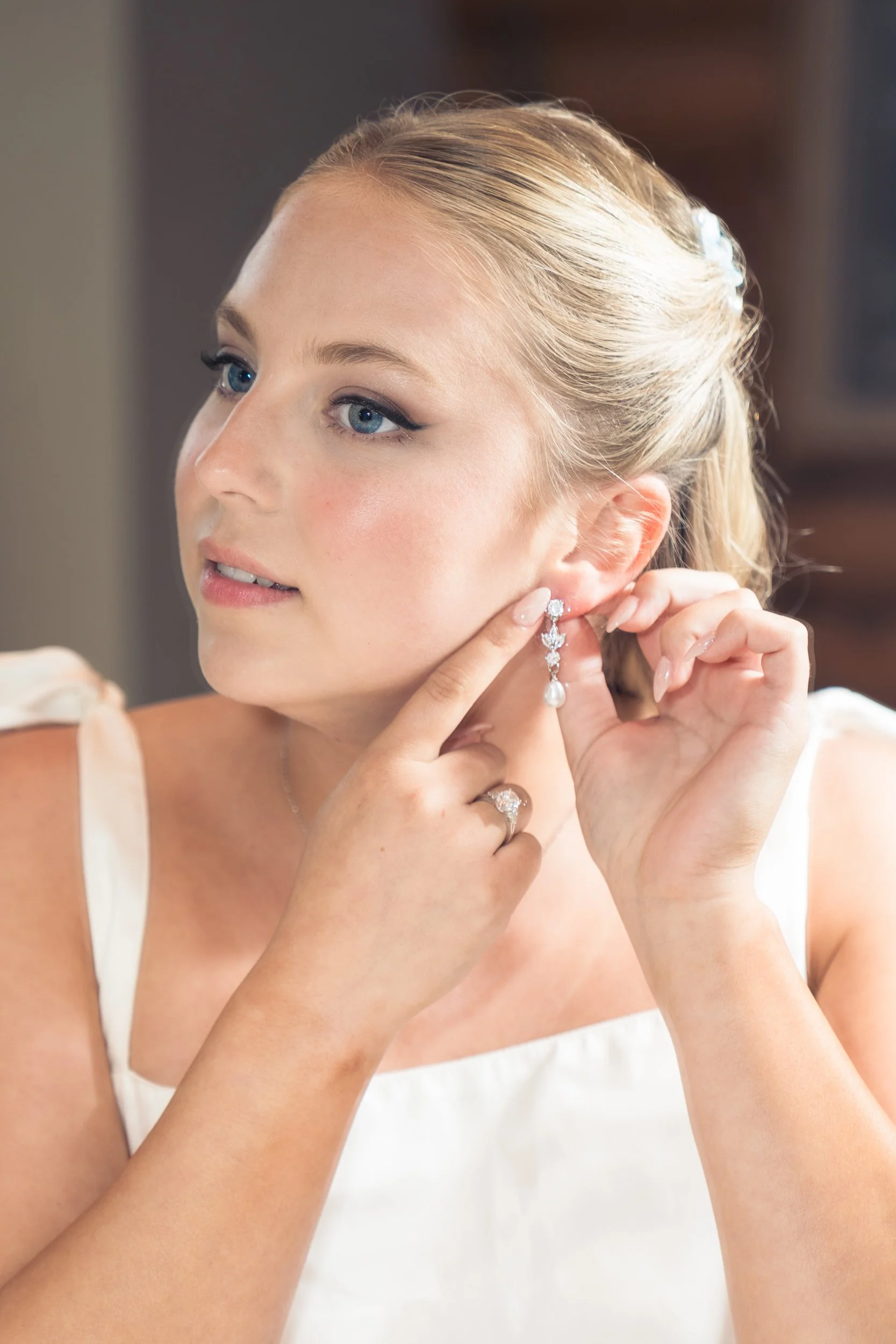 Wisconsin-wedding-photographer-lacrosse-best-wedding-photography-bride-2027-milwaukee-wedding-photographer-bridal-portraits-072.jpg