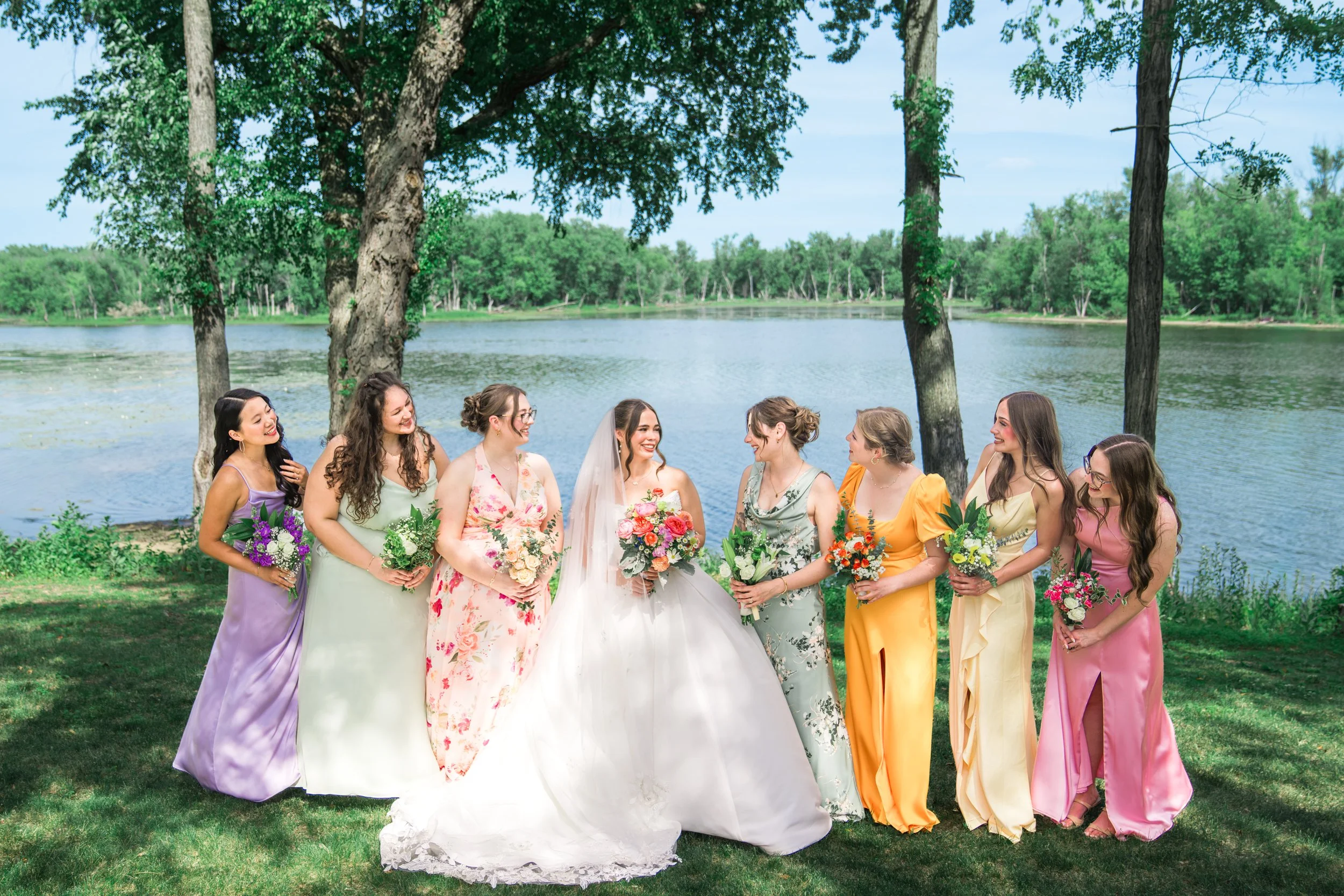 Celebrations-on-the-river-la-crosse-wisconsin-wedding-photography-midwest-wedding-portraits116.jpg