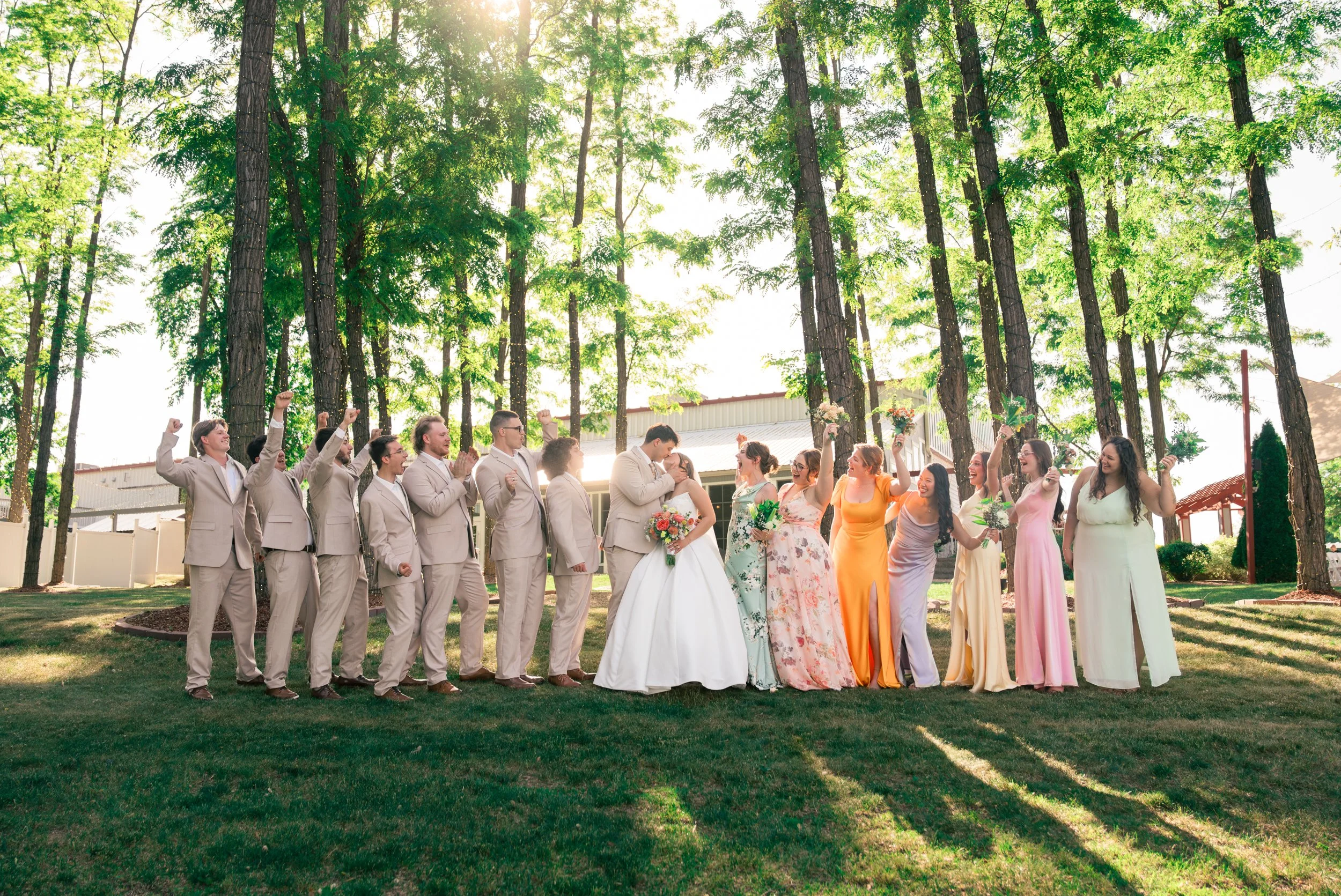 Celebrations-on-the-river-la-crosse-wisconsin-wedding-photography-midwest-wedding-portraits325.jpg