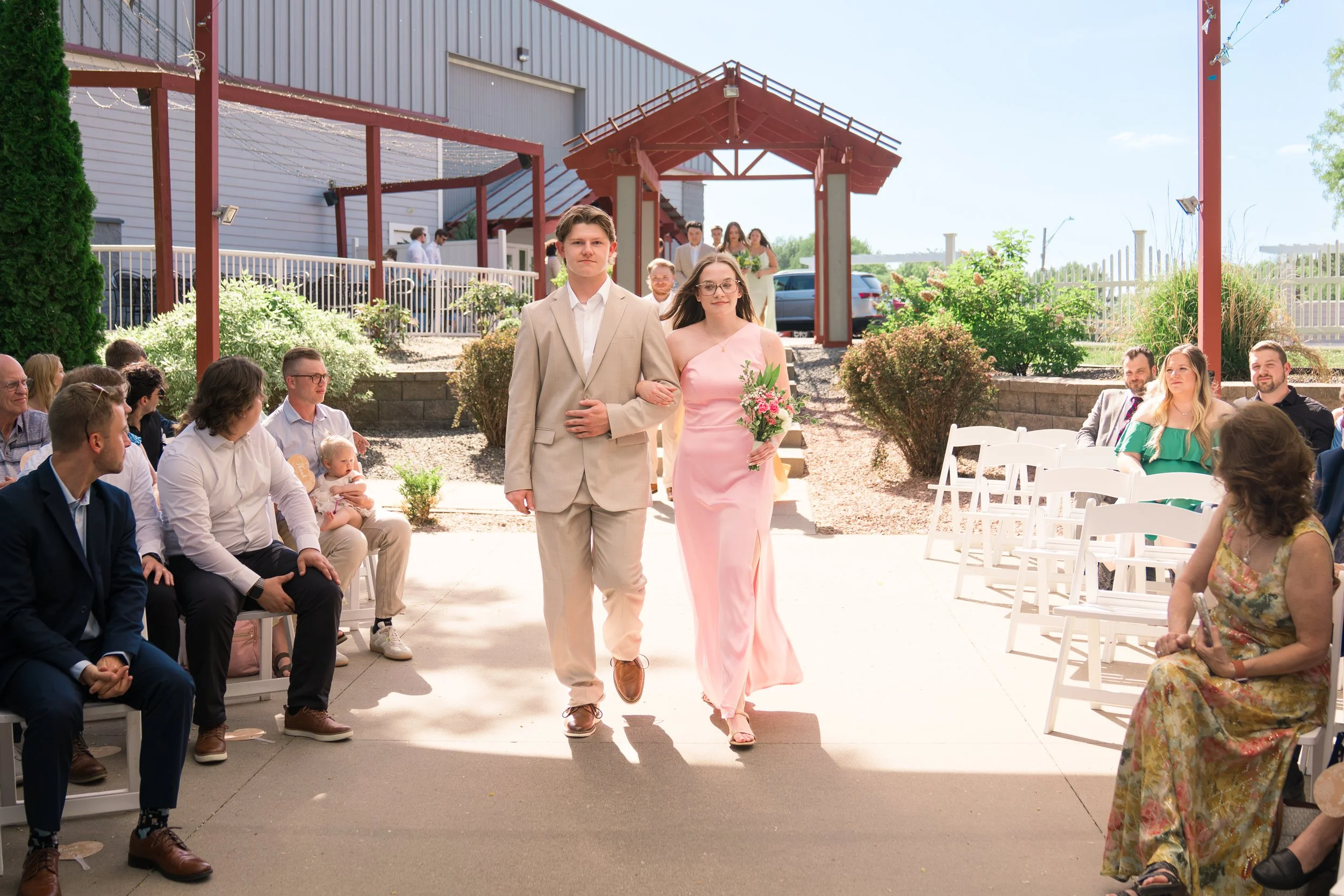 Celebrations-on-the-river-la-crosse-wisconsin-wedding-photography-midwest-wedding-portraits185.jpg