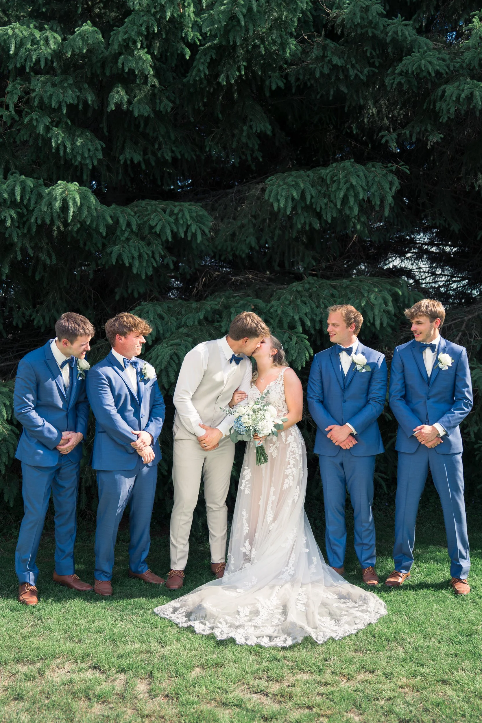 Wisconsin-wedding-photographer-lacrosse-best-wedding-photography-bride-2027-milwaukee-wedding-photographer-bridal-portraits-406.jpg