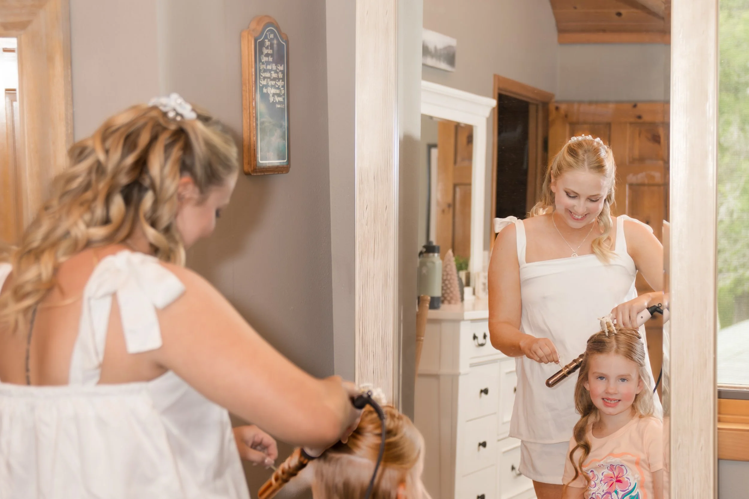 Wisconsin-wedding-photographer-lacrosse-best-wedding-photography-bride-2027-milwaukee-wedding-photographer-bridal-portraits-086.jpg
