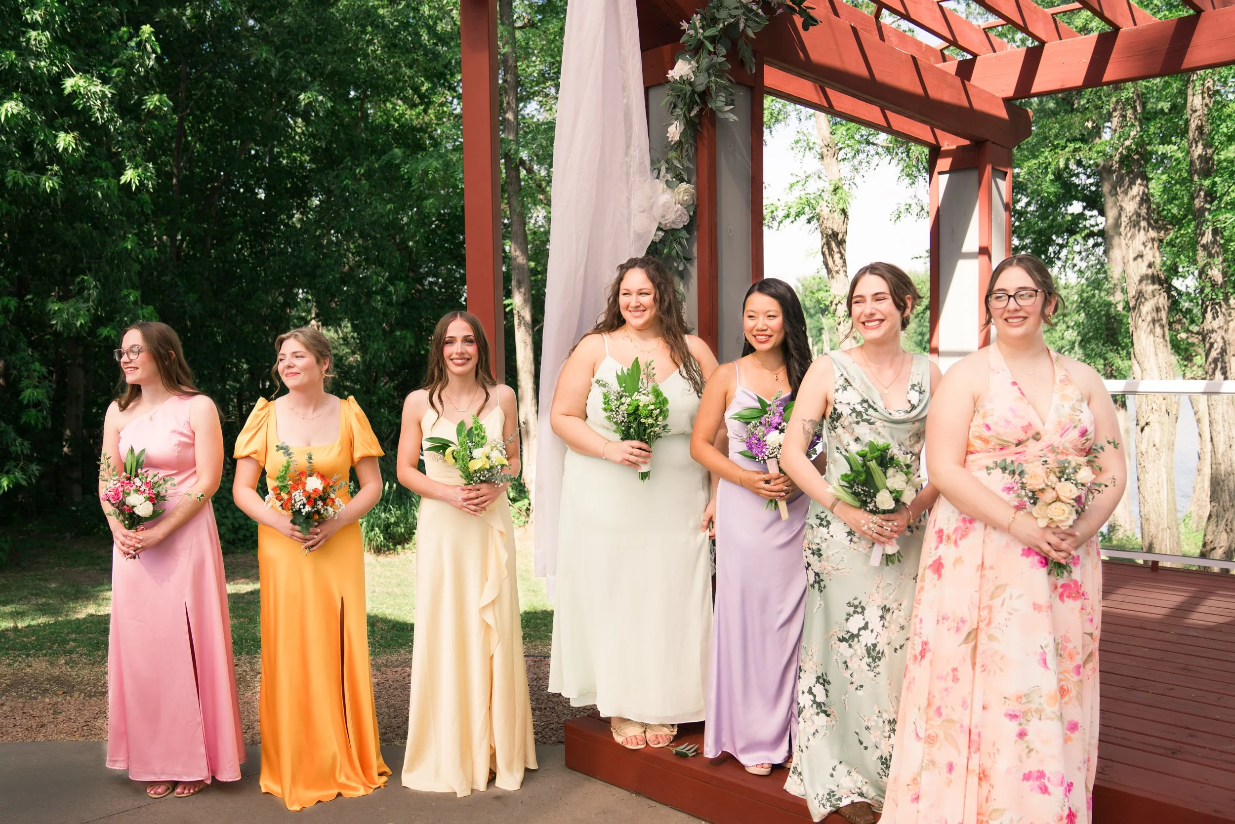 Celebrations-on-the-river-la-crosse-wisconsin-wedding-photography-midwest-wedding-portraits204.jpg