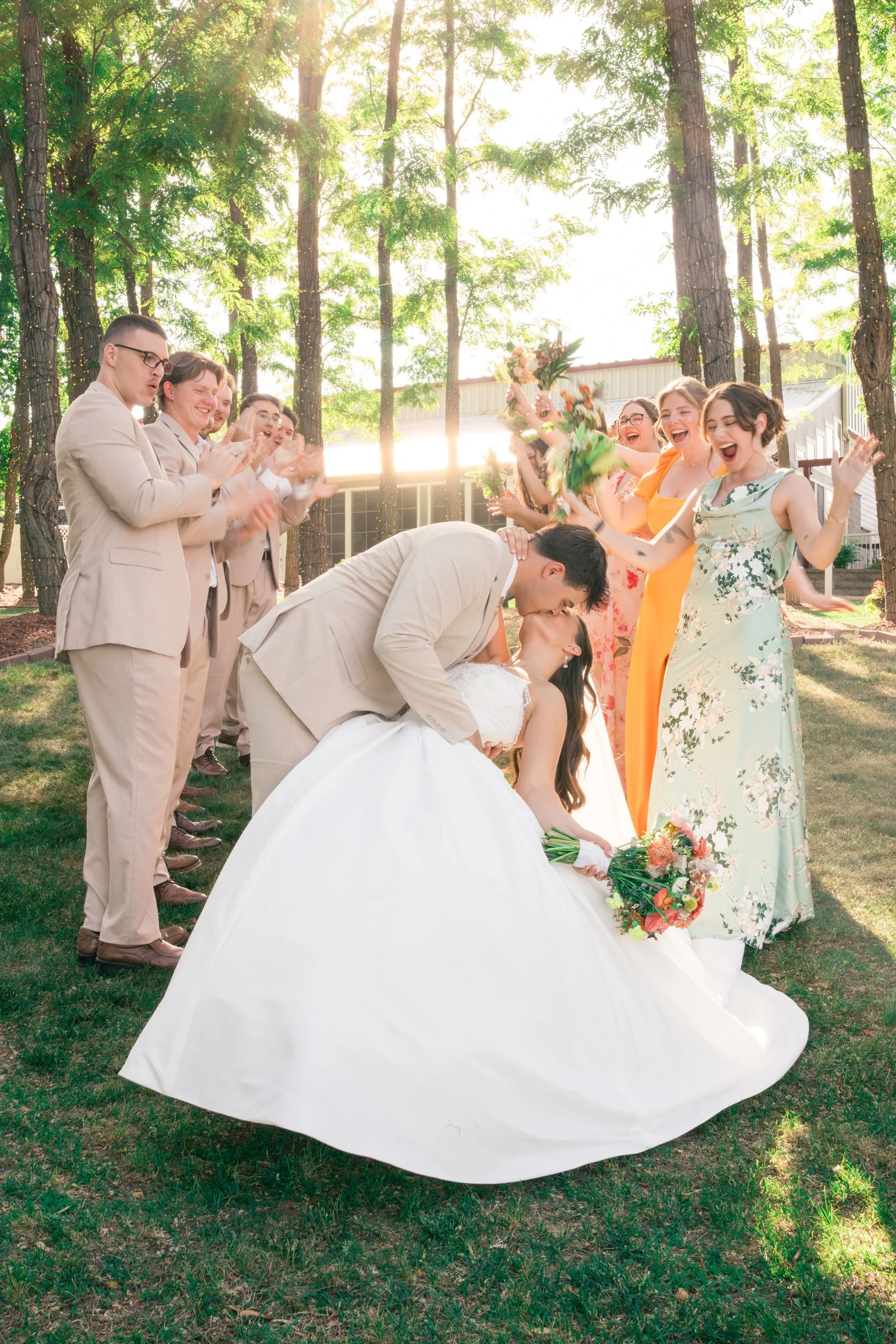 Celebrations-on-the-river-la-crosse-wisconsin-wedding-photography-midwest-wedding-portraits332.jpg