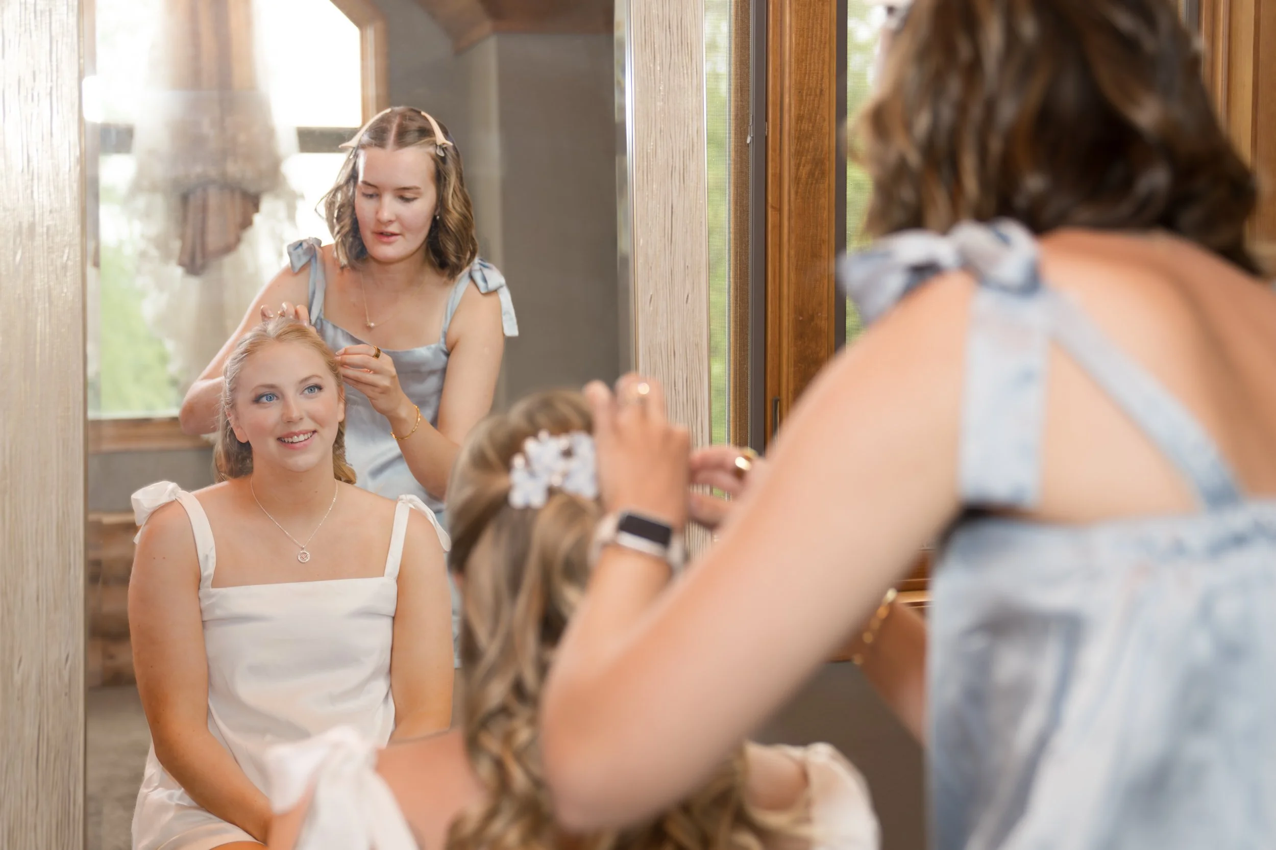 Wisconsin-wedding-photographer-lacrosse-best-wedding-photography-bride-2027-milwaukee-wedding-photographer-bridal-portraits-065.jpg