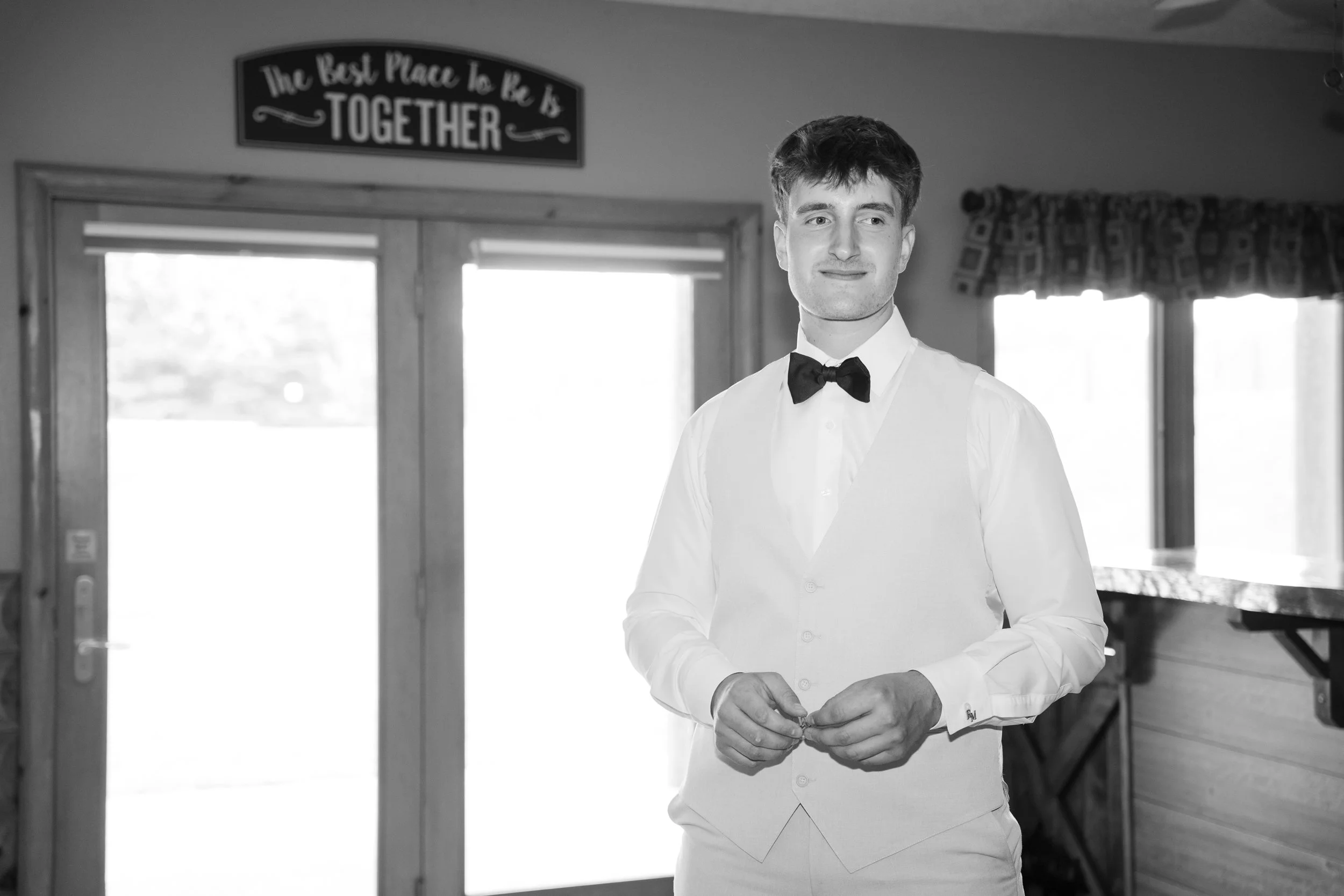 Wisconsin-wedding-photographer-lacrosse-best-wedding-photography-bride-2027-milwaukee-wedding-photographer-bridal-portraits-103.jpg