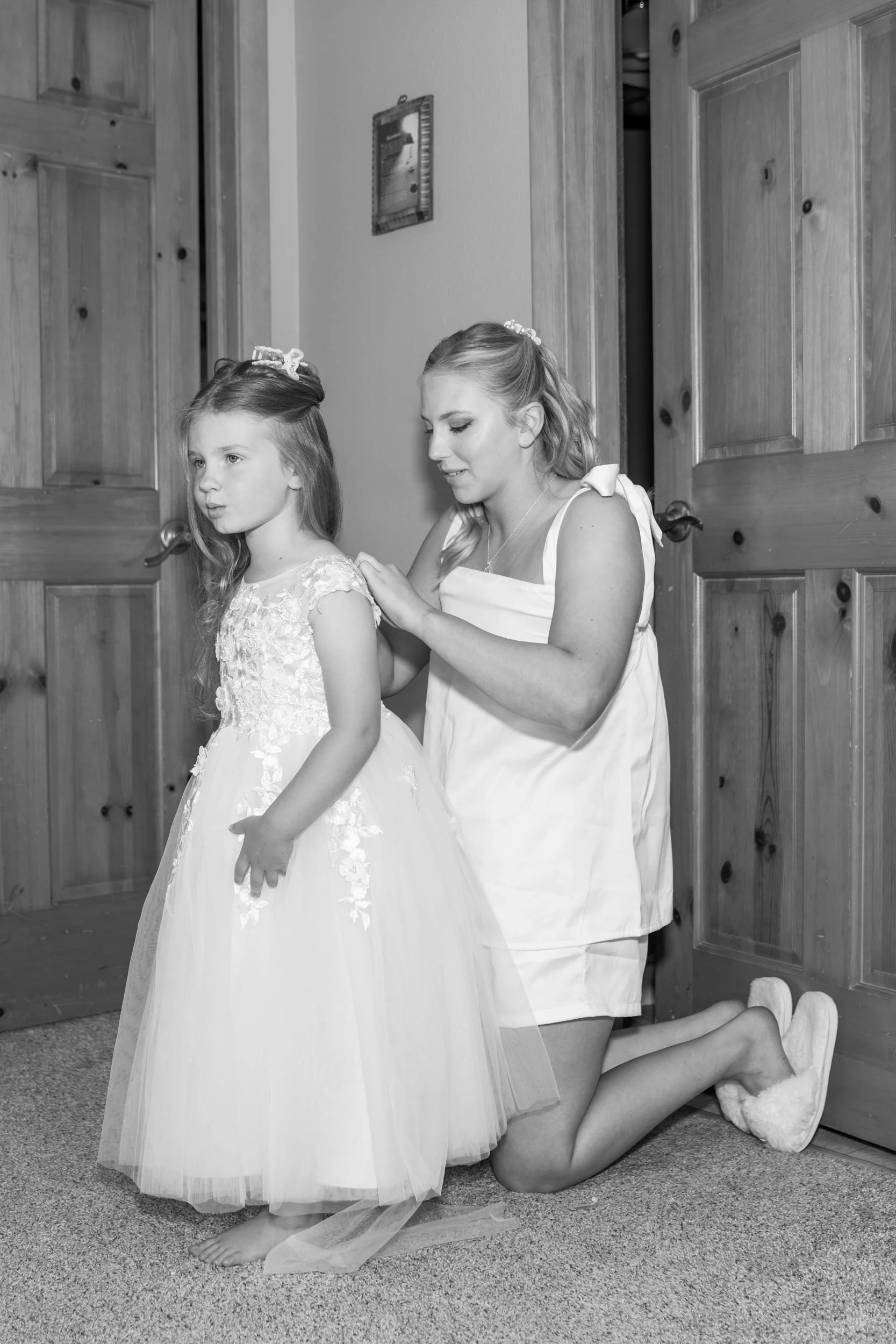 Wisconsin-wedding-photographer-lacrosse-best-wedding-photography-bride-2027-milwaukee-wedding-photographer-bridal-portraits-083.jpg