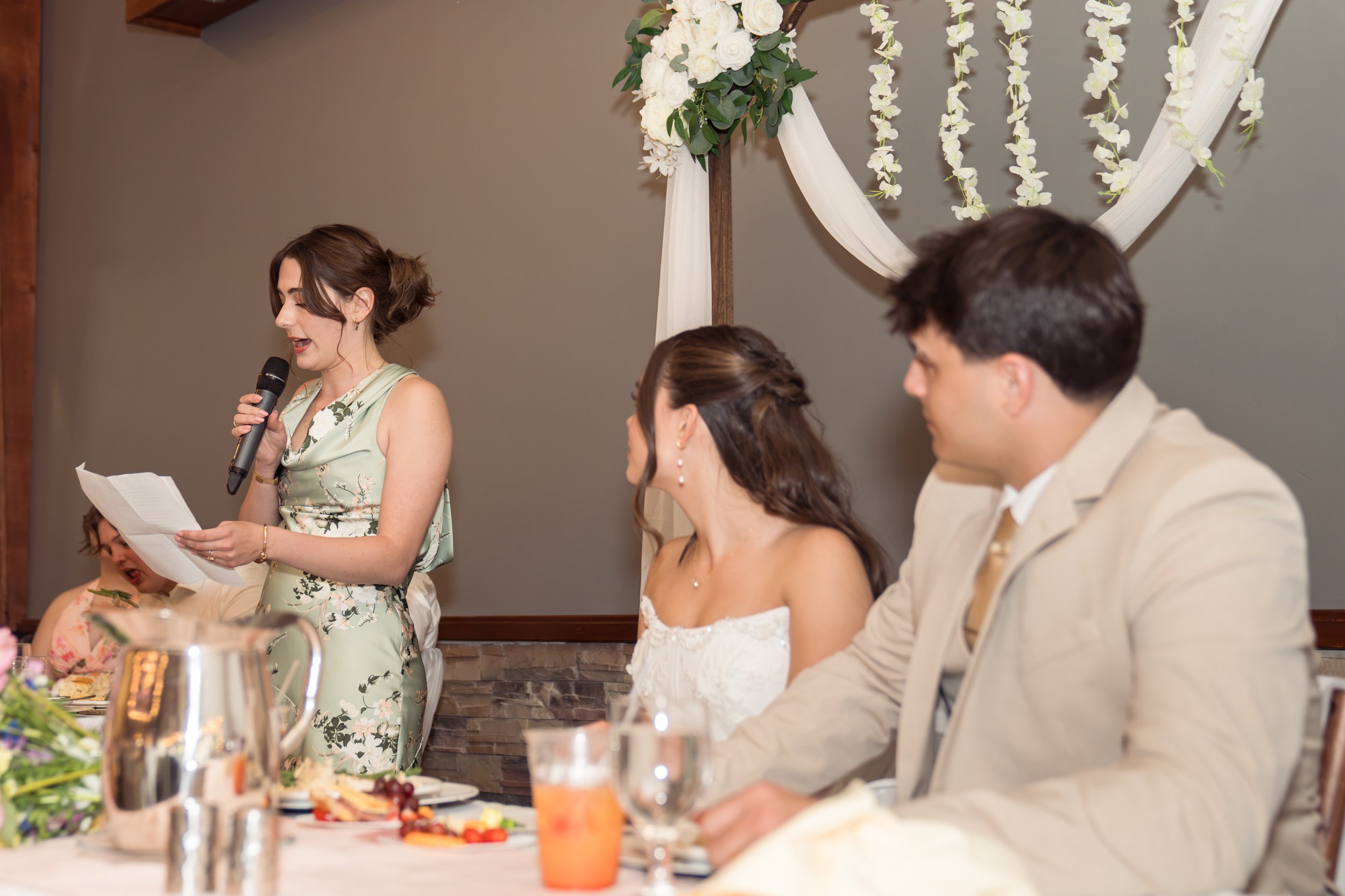 Celebrations-on-the-river-la-crosse-wisconsin-wedding-photography-midwest-wedding-portraits406.jpg