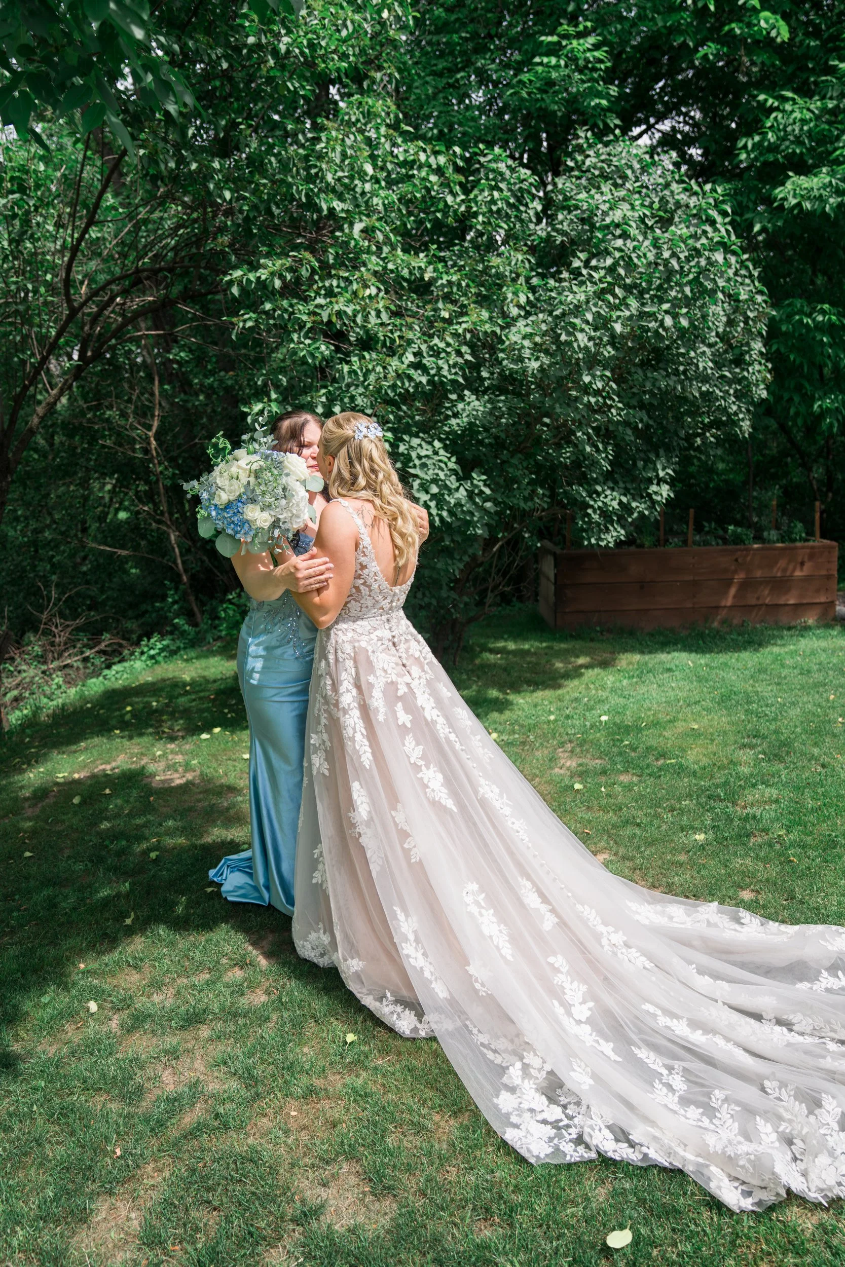 Wisconsin-wedding-photographer-lacrosse-best-wedding-photography-bride-2027-milwaukee-wedding-photographer-bridal-portraits-159.jpg