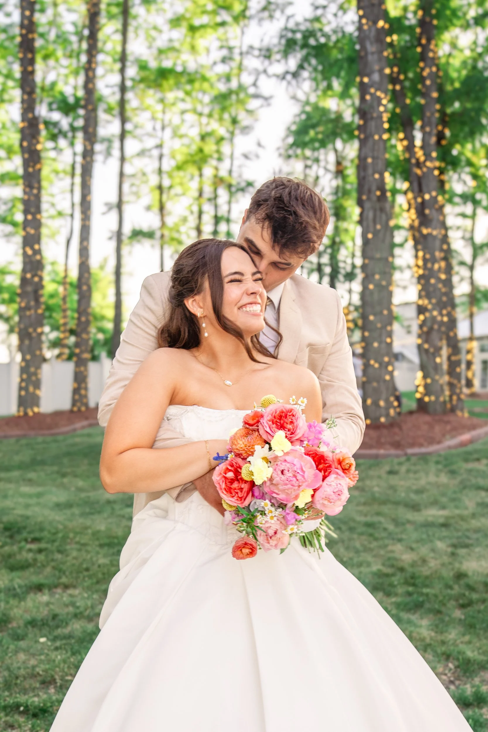 Celebrations-on-the-river-la-crosse-wisconsin-wedding-photography-midwest-wedding-portraits604.jpg