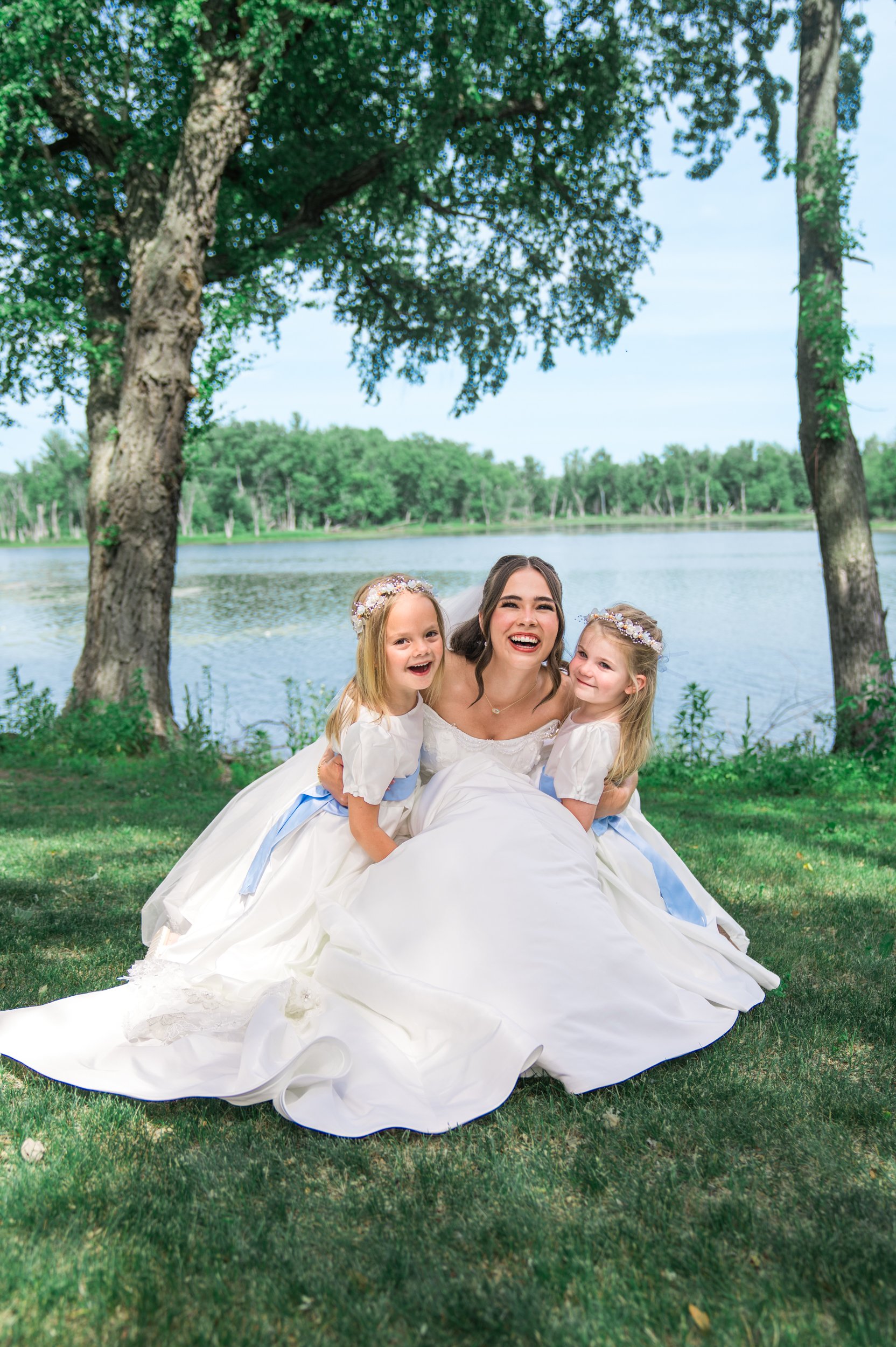 Celebrations-on-the-river-la-crosse-wisconsin-wedding-photography-midwest-wedding-portraits110.jpg