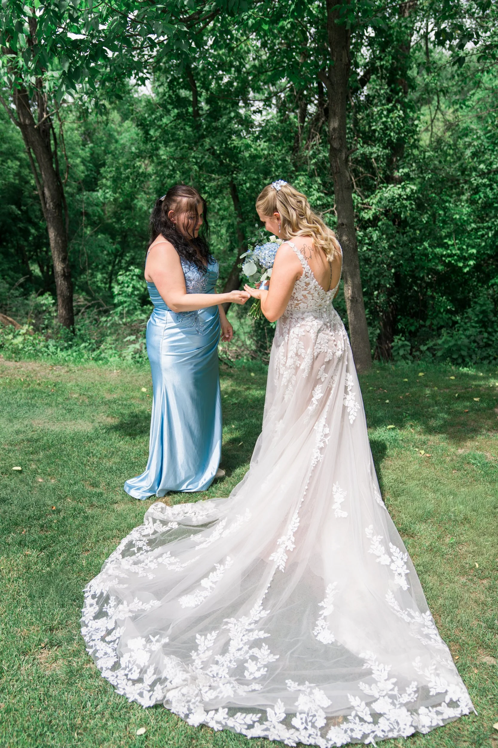Wisconsin-wedding-photographer-lacrosse-best-wedding-photography-bride-2027-milwaukee-wedding-photographer-bridal-portraits-171.jpg