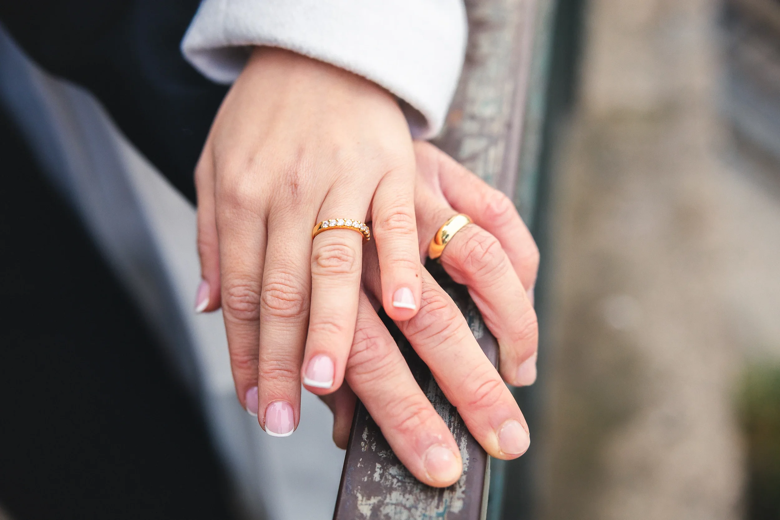 Photo des alliances des mariés.