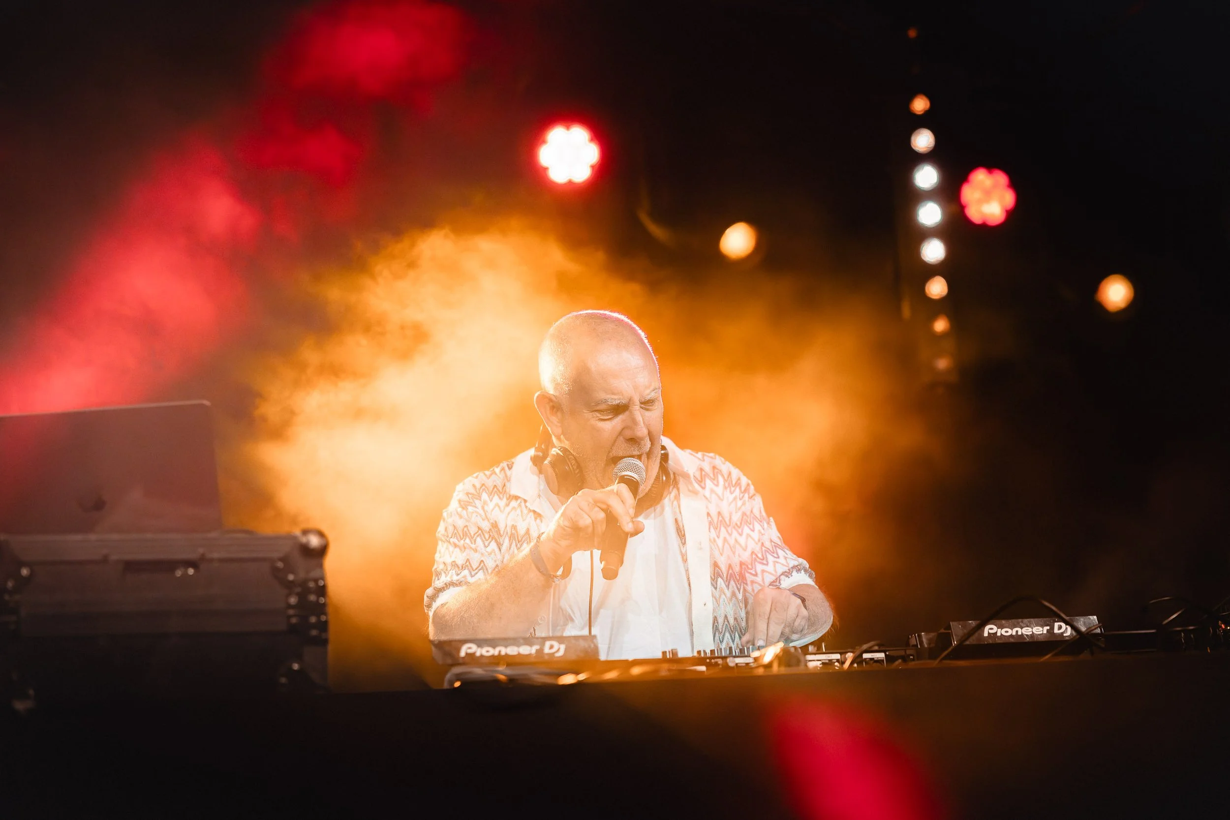 DJ David.M à la fête des quais. Photo de Rüdi Welter.