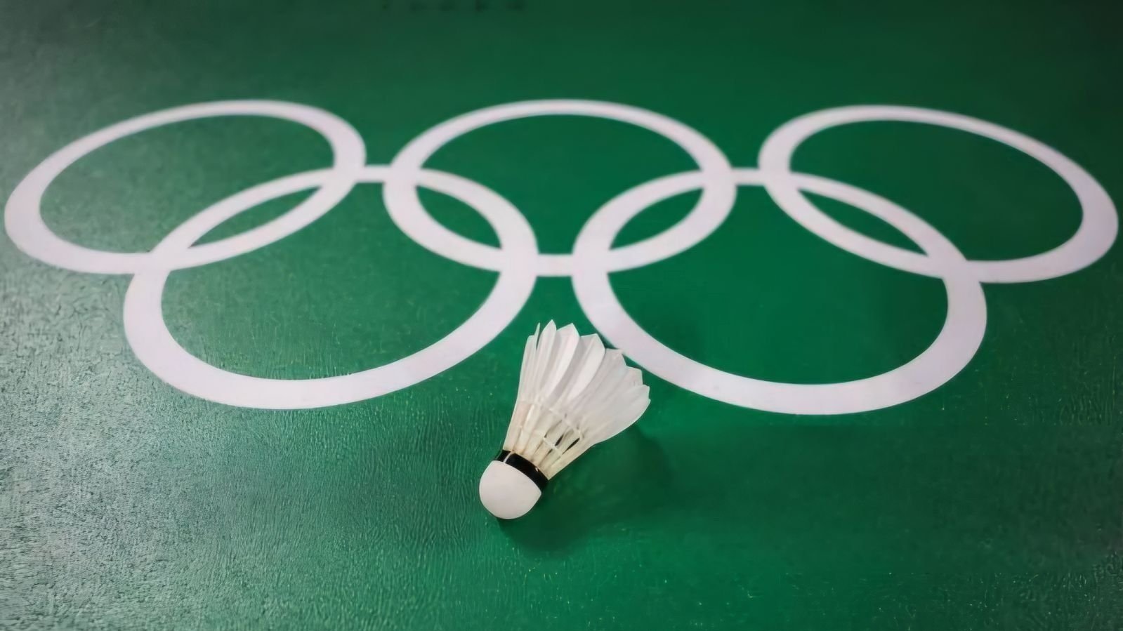 The Science of Olympic Badminton: Breaking Down the Perfect Shot