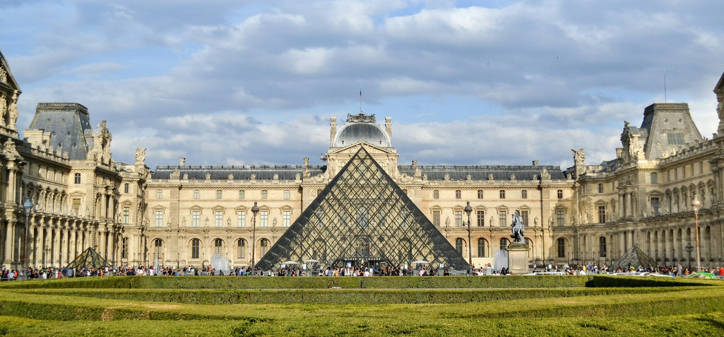 france tour and custom trips, visit Louvre on tour