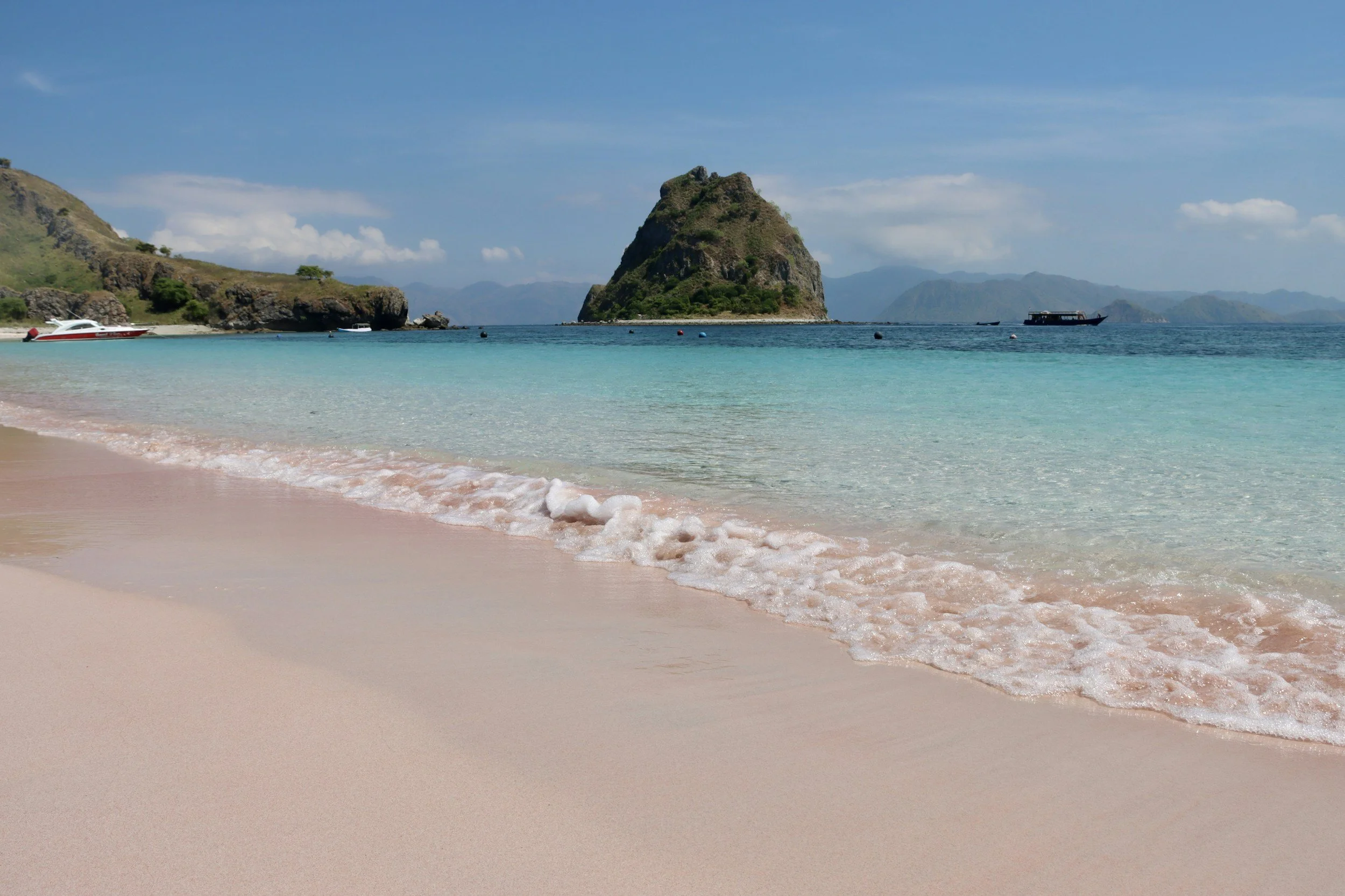 Noosa Main Beach, Sunshine Coast tours