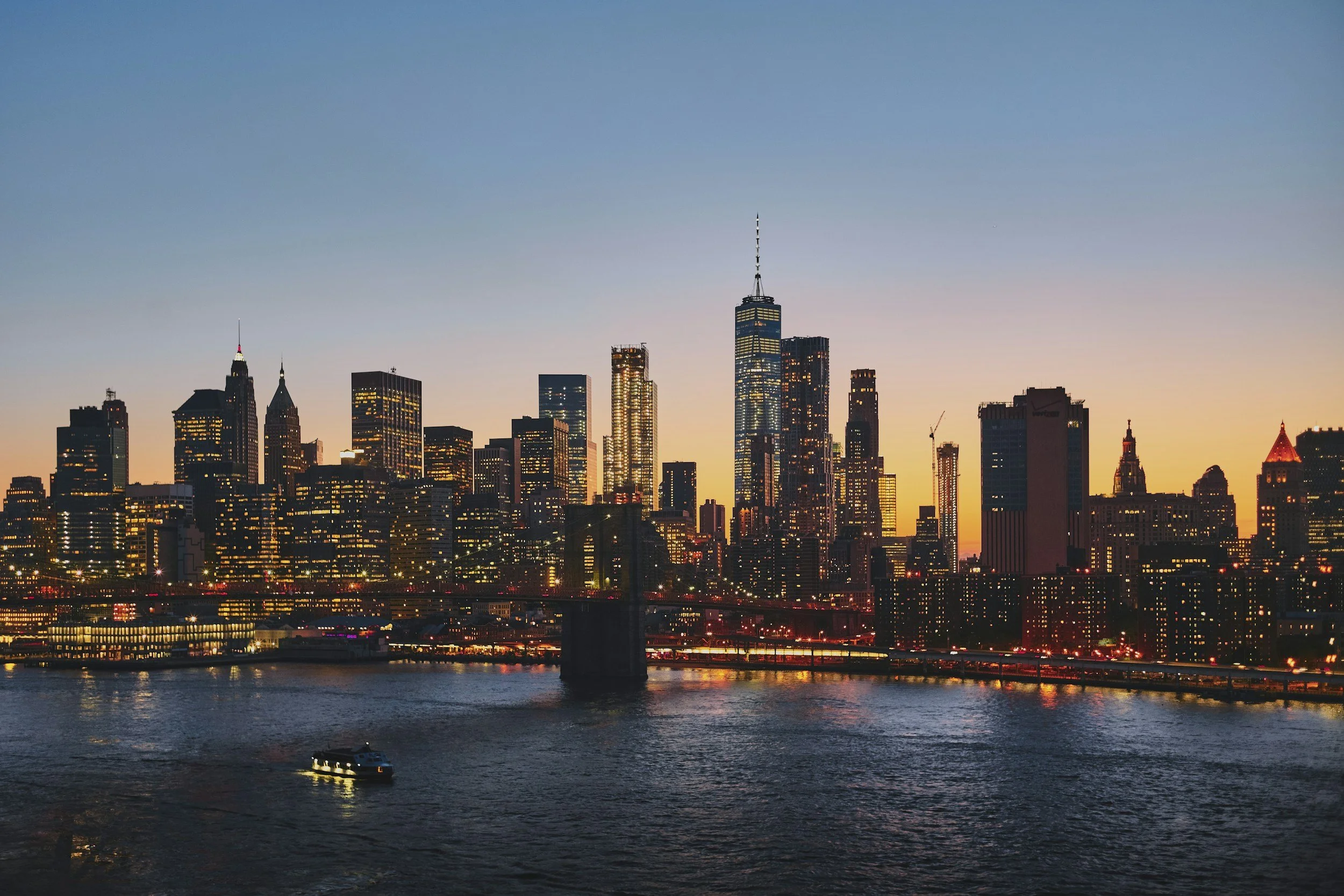 New York City — Skyline, Culture & Neighborhoods