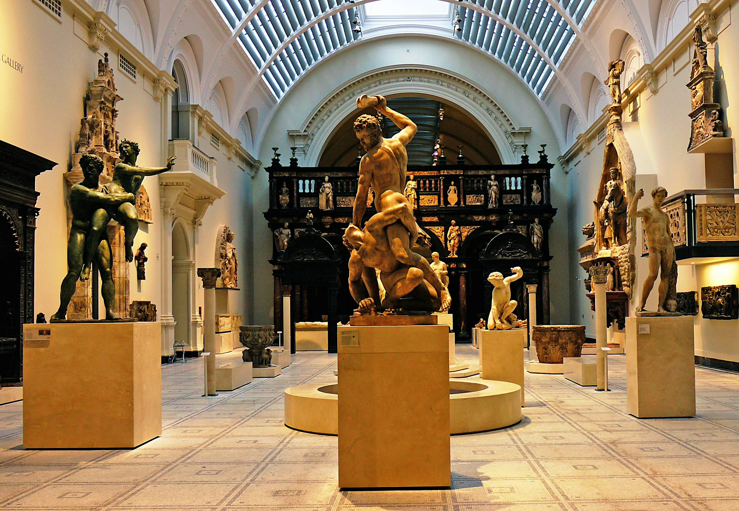 Victoria and Albert Museum London tours
