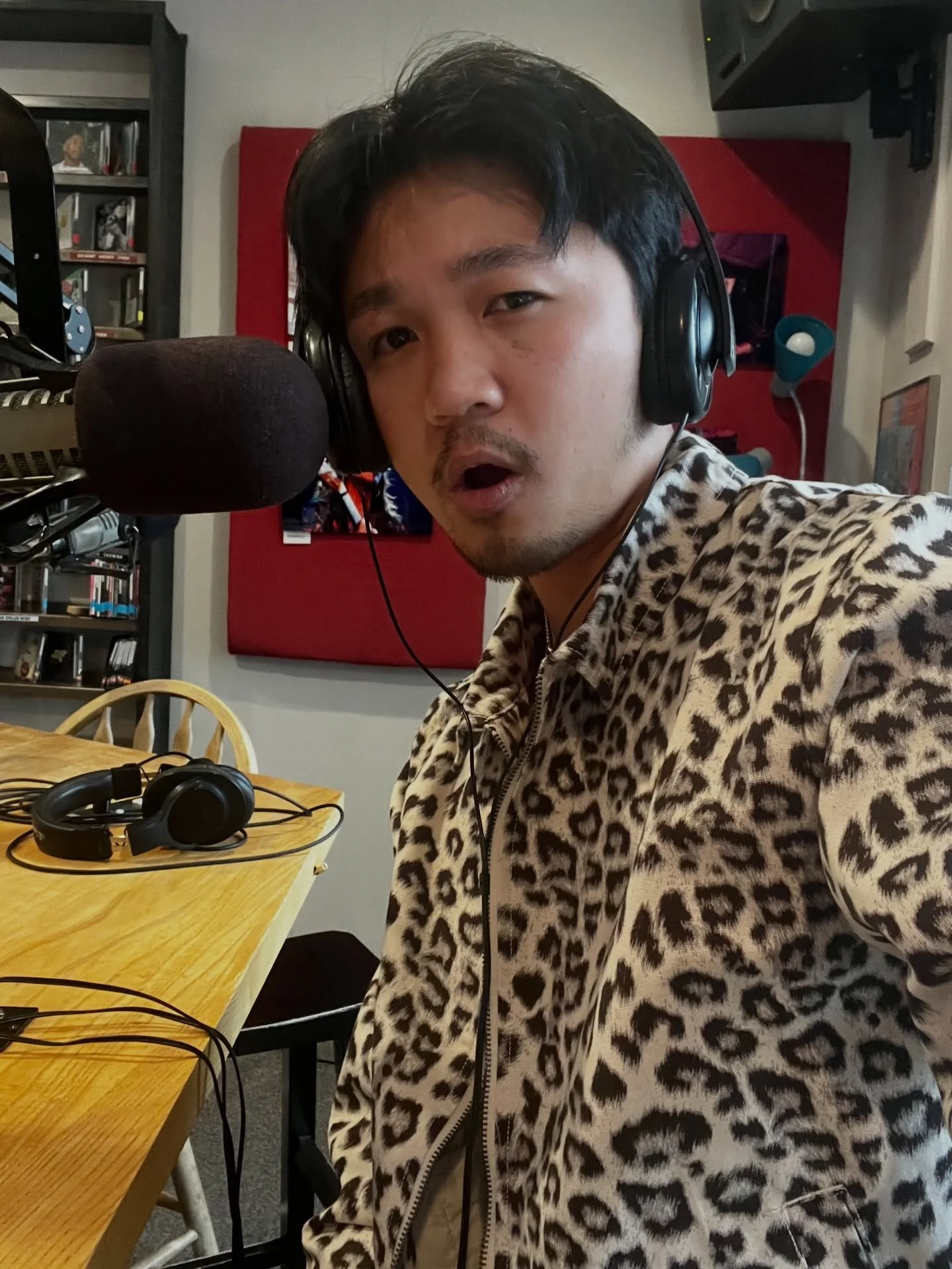 Huge thanks to @krfcfm for having me again!! 📻

Had a great time talking about some of the things that got me started, jamming to songs, as well as showing what&rsquo;s ahead..

Speaking of, full steam ahead from now to THIS SATURDAY at @cervantesma