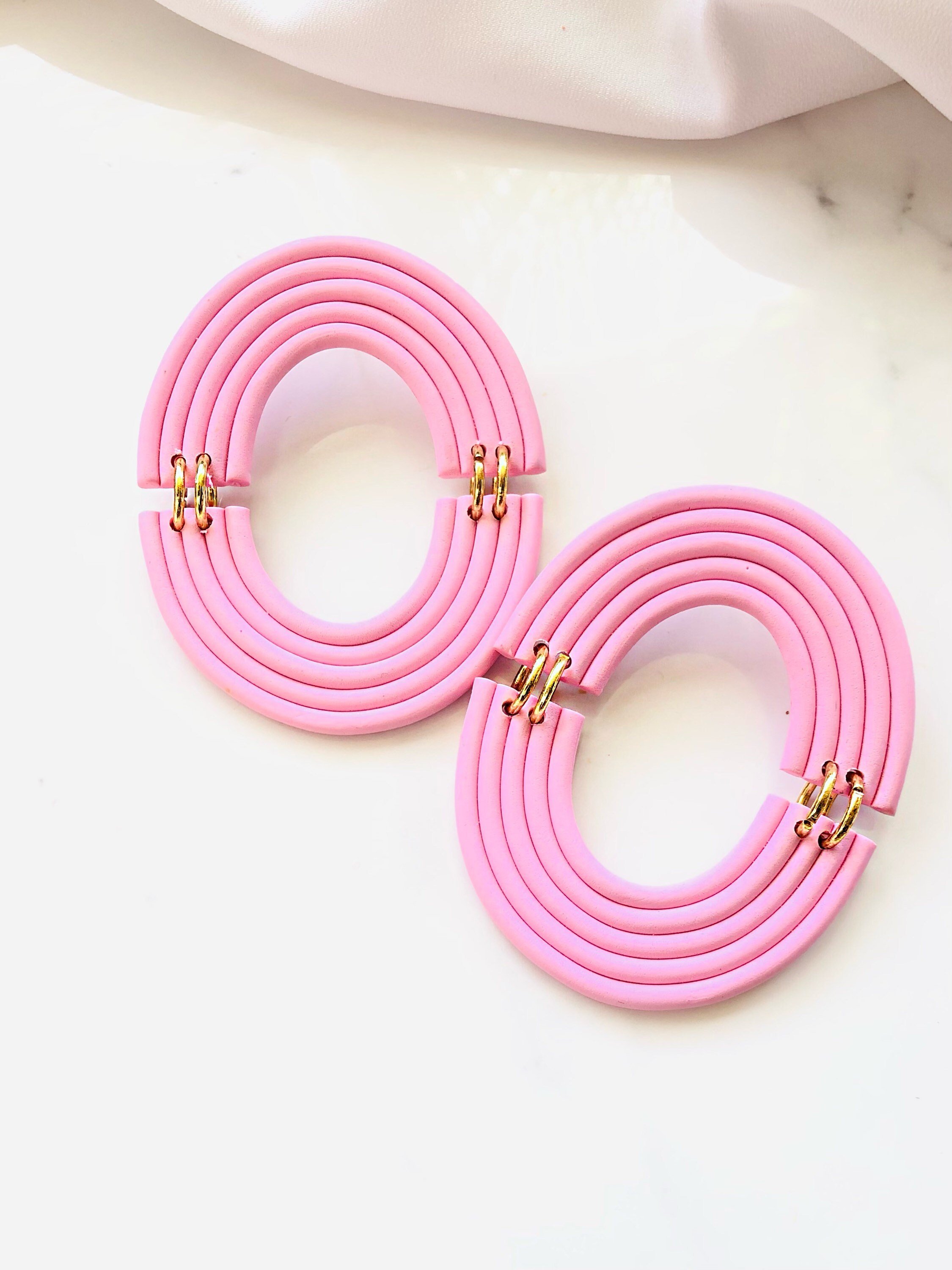 https://i.etsystatic.com/25702044/r/il/9cfdbe/4689483807/il_fullxfull.4689483807_i88s.jpg
