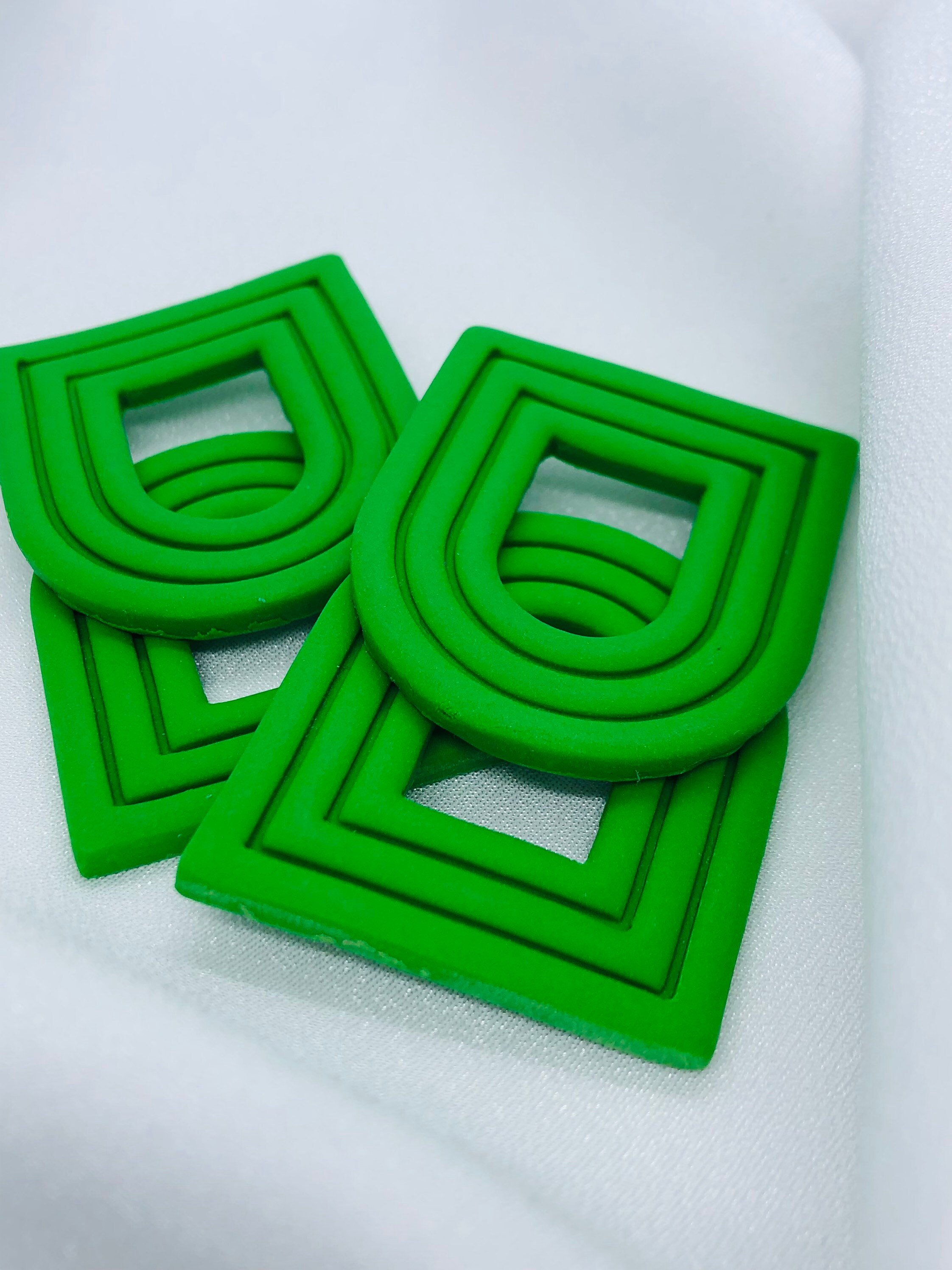 https://i.etsystatic.com/25702044/r/il/d00e7b/3778126834/il_fullxfull.3778126834_3zd3.jpg