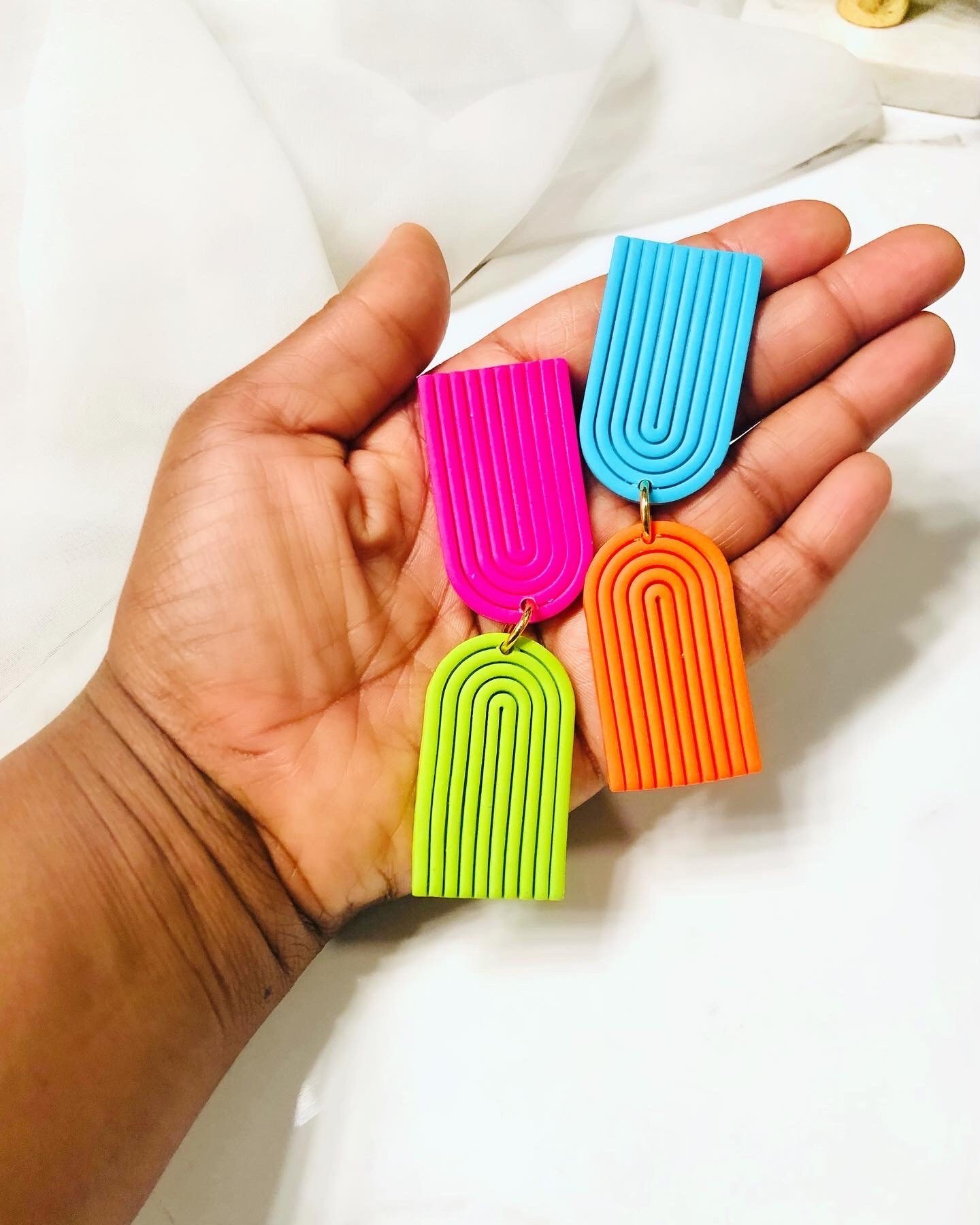 https://i.etsystatic.com/25702044/r/il/fe1168/5028558597/il_fullxfull.5028558597_j710.jpg