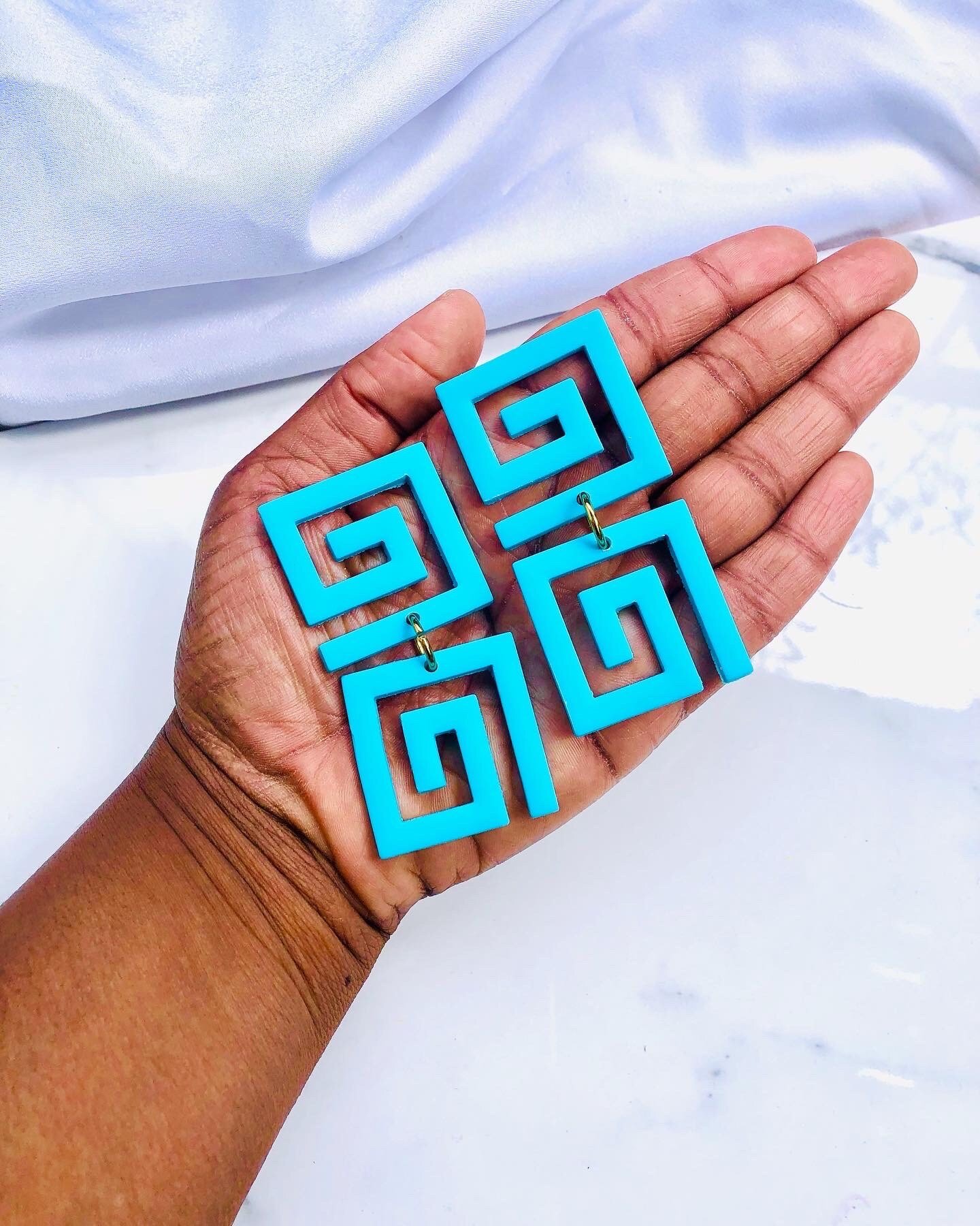 https://i.etsystatic.com/25702044/r/il/f51980/5028549721/il_fullxfull.5028549721_sd4g.jpg