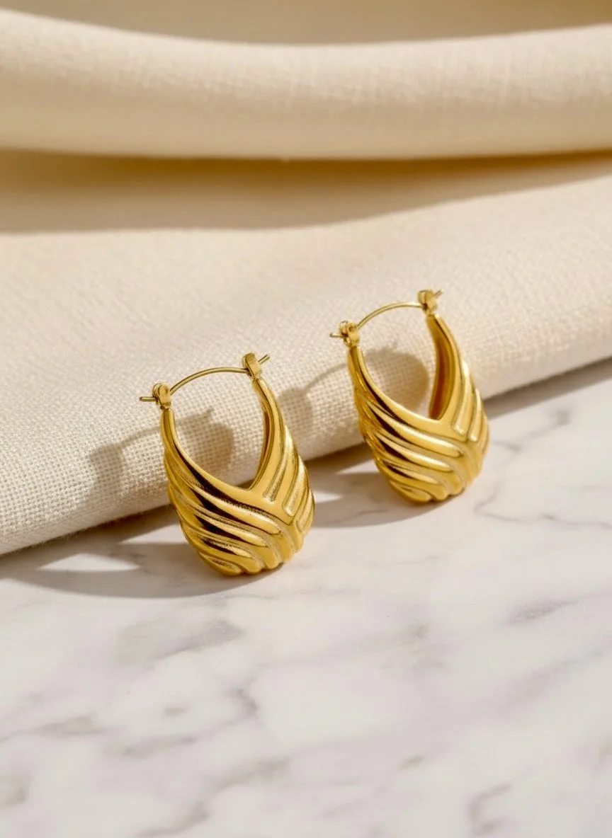Bold Girl Hoop