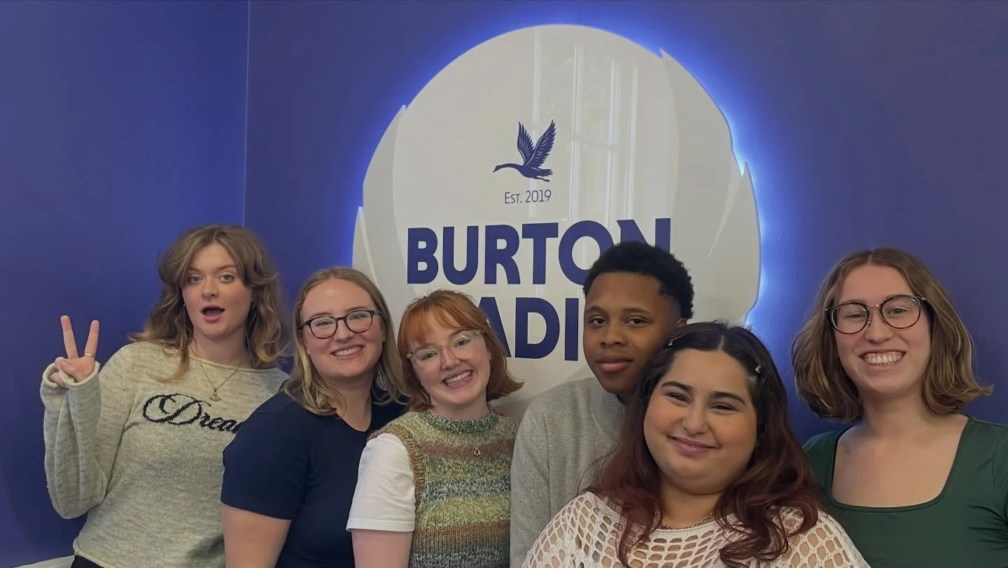 This time last week we had the extremely talented and lovely @echotonesuon in the studio for Local Queeries!!! You listen back on catch up NOW 🫶🏻 

Tune in tonight at 5pm for  fresh new episode!

Burtonradio.co.uk 

#burtonradio #burtonupontrent