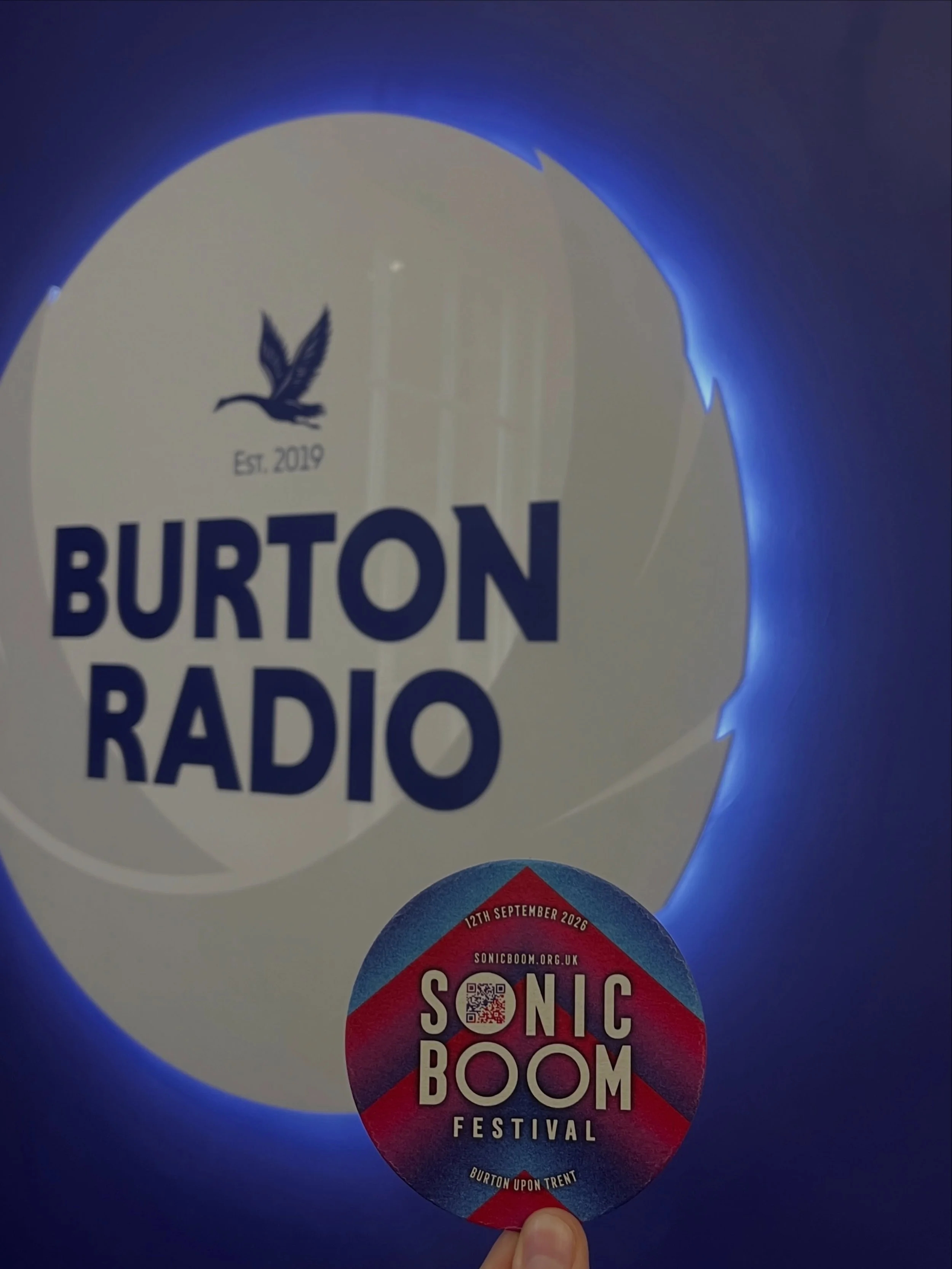 Hey hey hey! Did you hear we are going to be at Sonic Boom Festival this year?! Look out for us, we will be the ones in purple, holding mics and broadcasting live! 🫣✨

Burtonradio.co.uk

#burtonradio #burtonupontrent #sonicboomfestival #liveradio