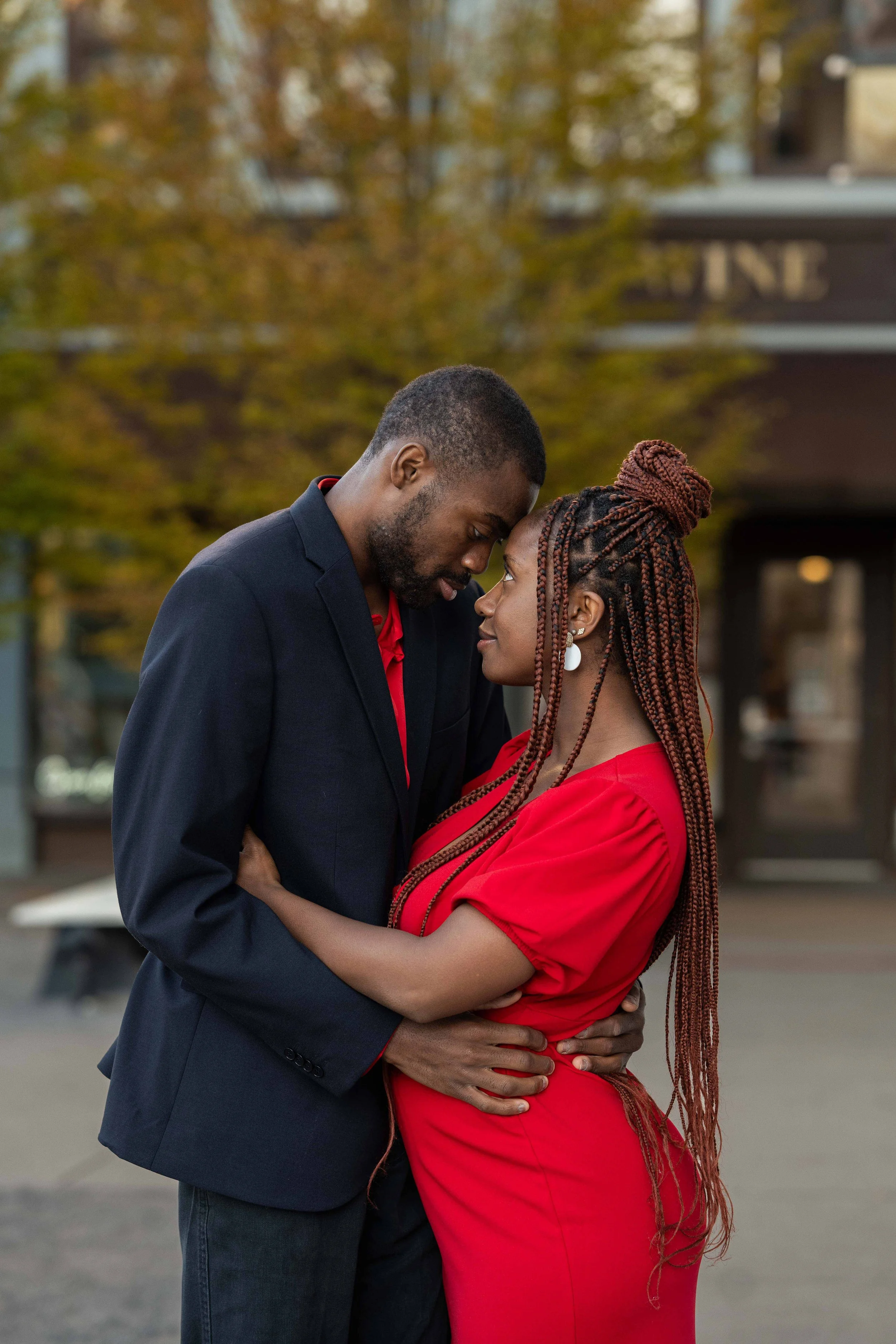 downtown engagement session NYC_architectural photo locations_NYC engagement photographers-15.jpg