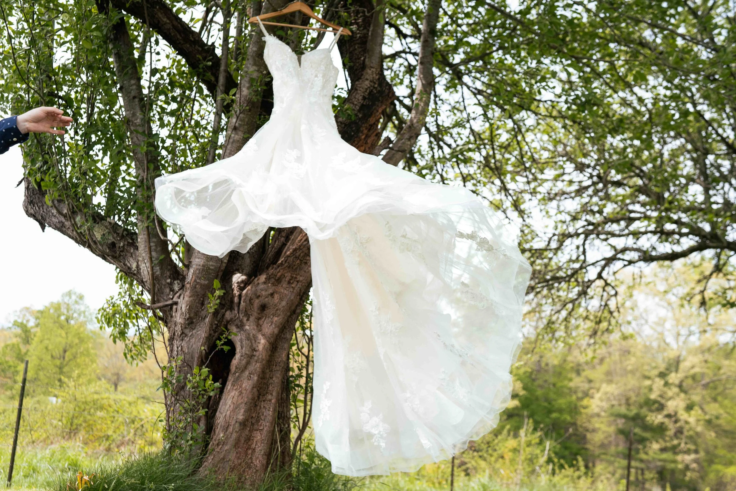 NYC wedding photographers_spring wedding in upstate new york_indoor wedding reception NY-11.jpg