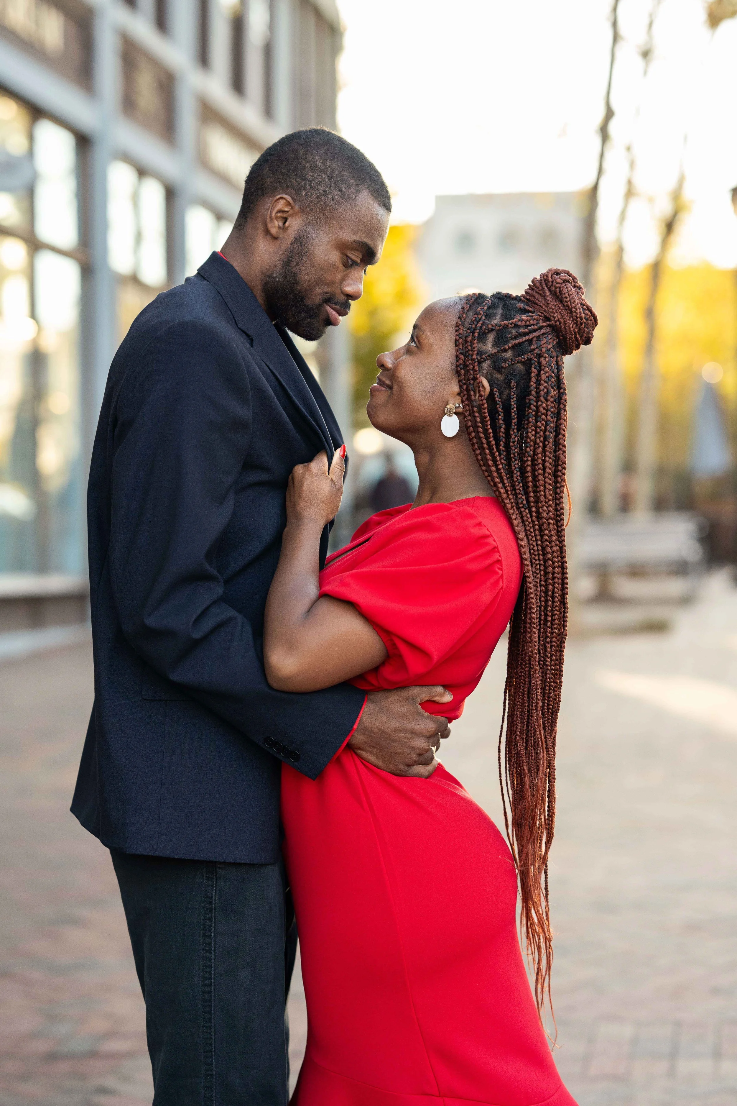 downtown engagement session NYC_architectural photo locations_NYC engagement photographers-5.jpg