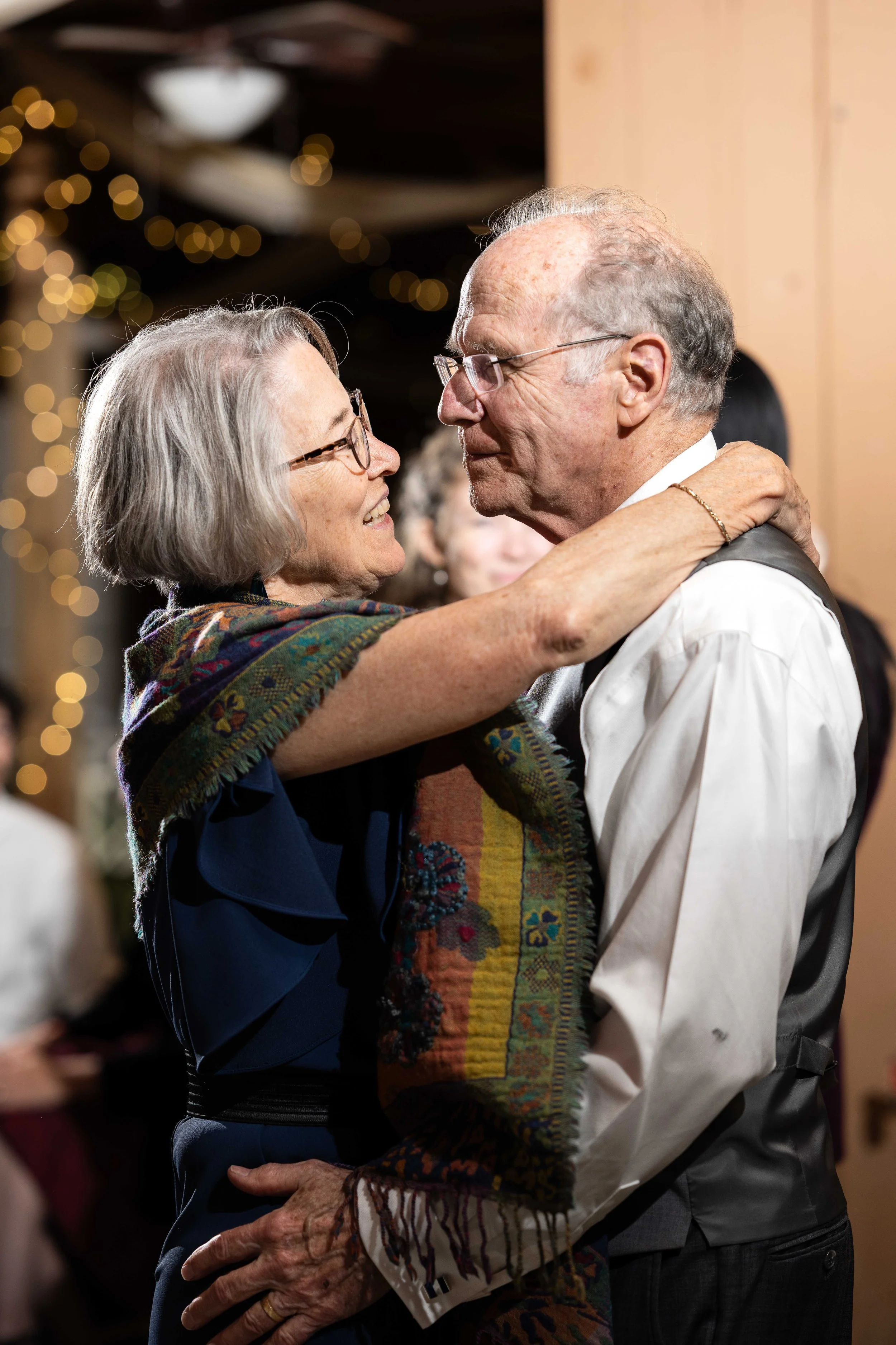 New York wedding photographer_fall weddings in upstate new york_Catskills barn wedding-196.jpg