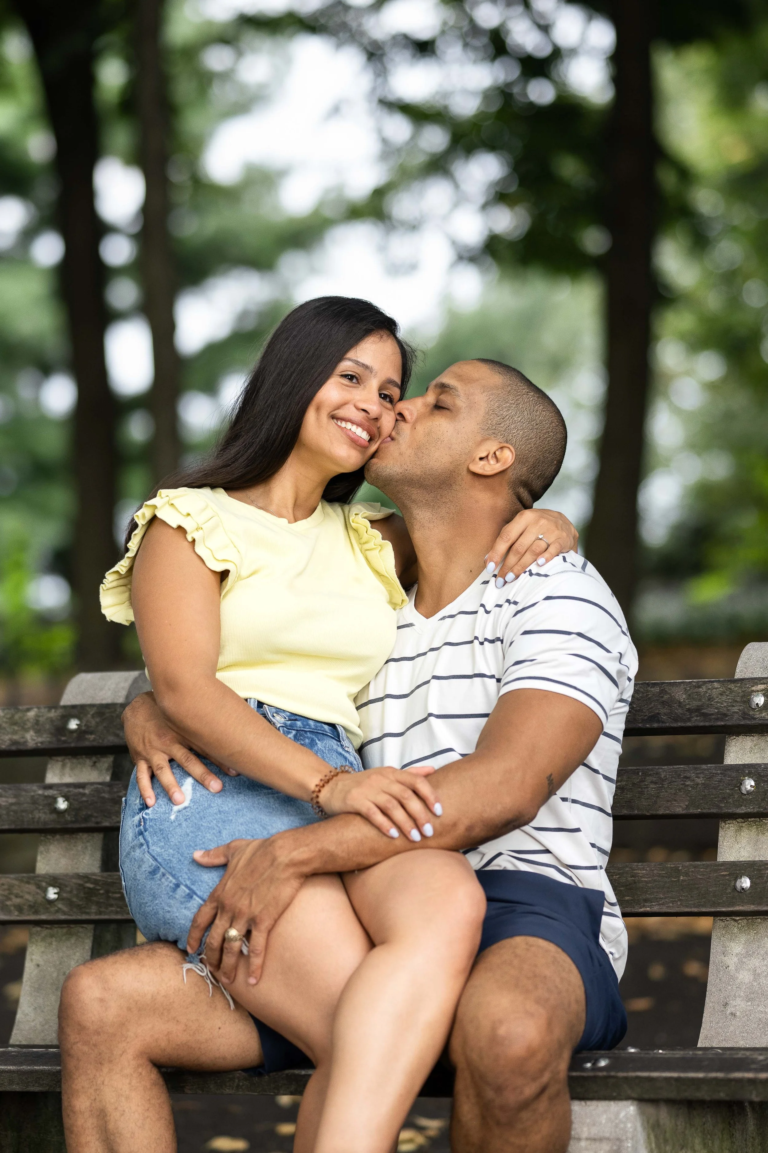 Engagement photos in Fort Tryon Park_NYC engagement photographer_new york wedding photos-32.jpg