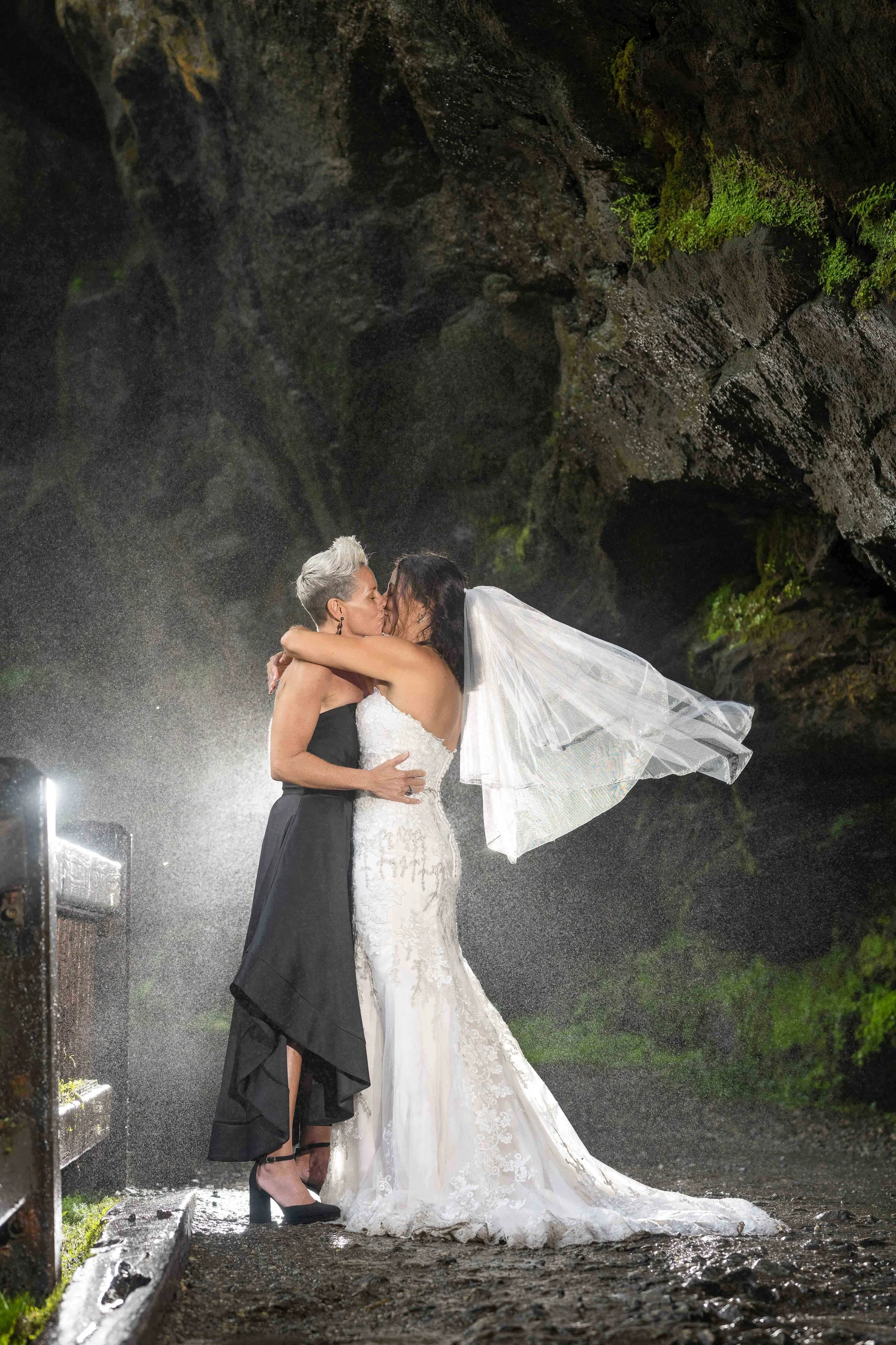 Intimate waterfall wedding with family_waterfall wedding in new york_elopement photographers in new york-26.jpg