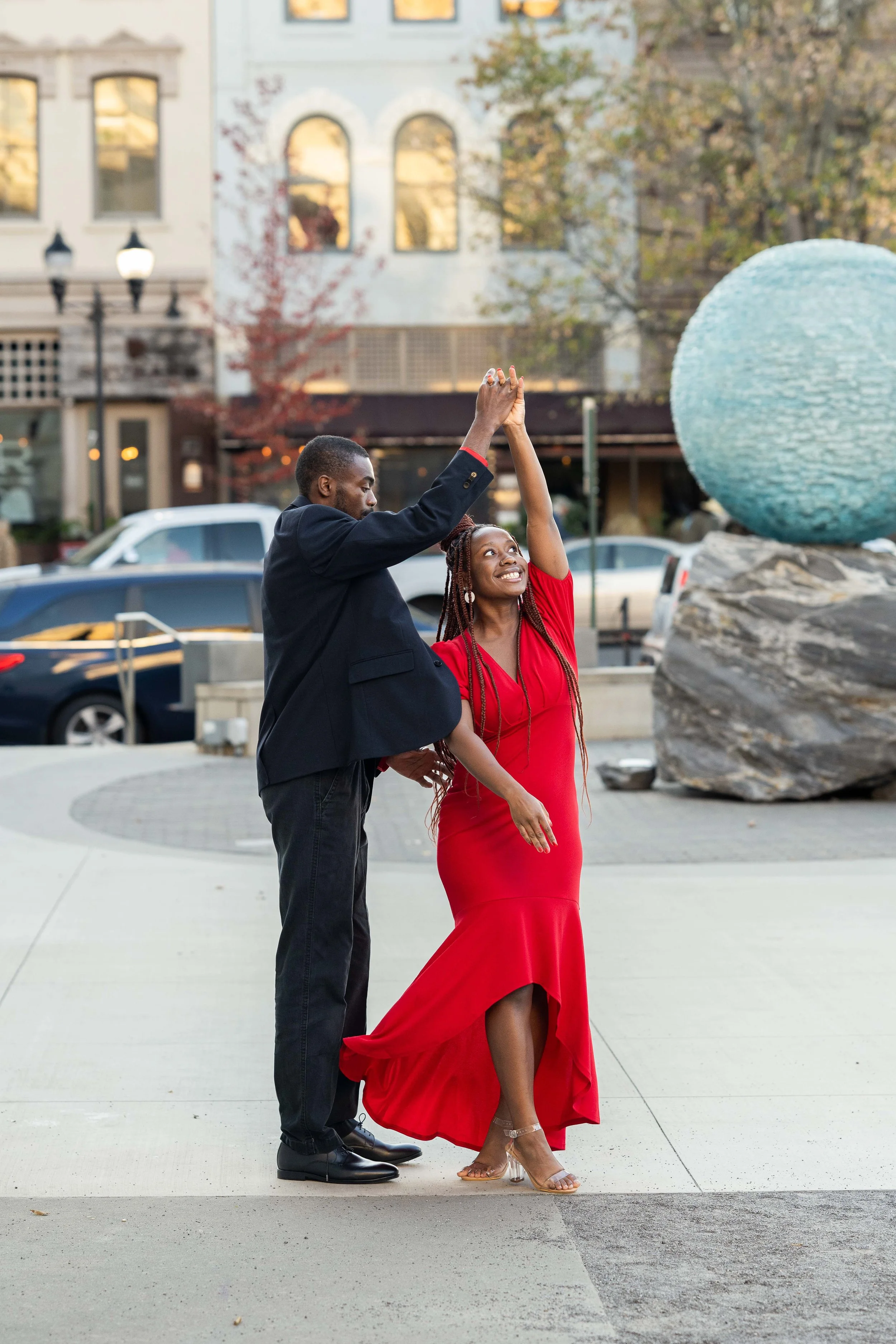 downtown engagement session NYC_architectural photo locations_NYC engagement photographers-12.jpg