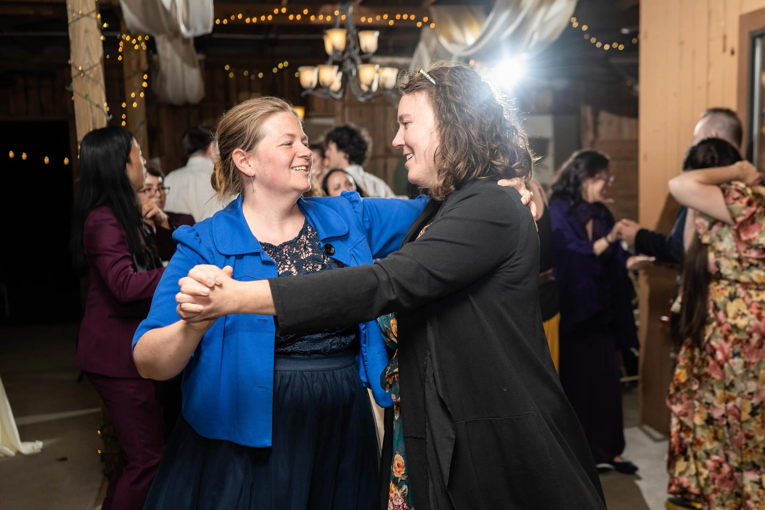 New York wedding photographer_fall weddings in upstate new york_Catskills barn wedding-206.jpg