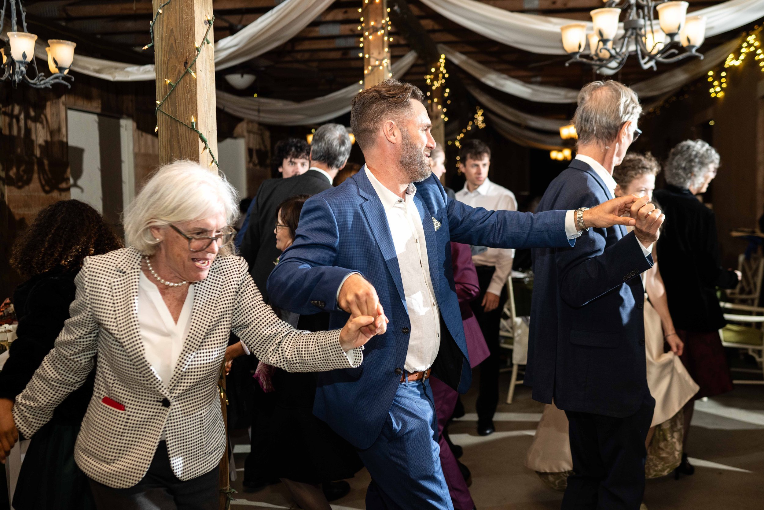 New York wedding photographer_fall weddings in upstate new york_Catskills barn wedding-170.jpg