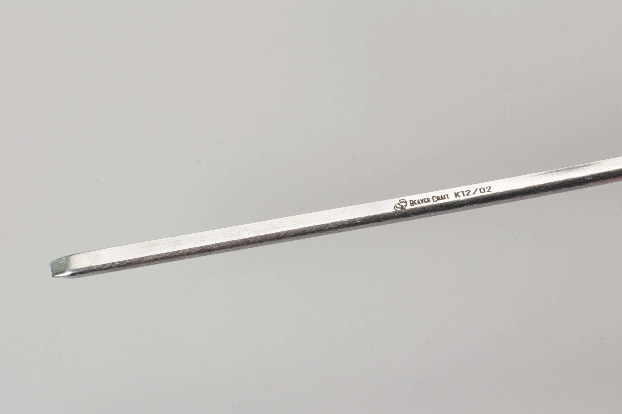 Compact Straight V-Profile Chisel K12/02 (Sweep #12) — WoodCarvings Plus