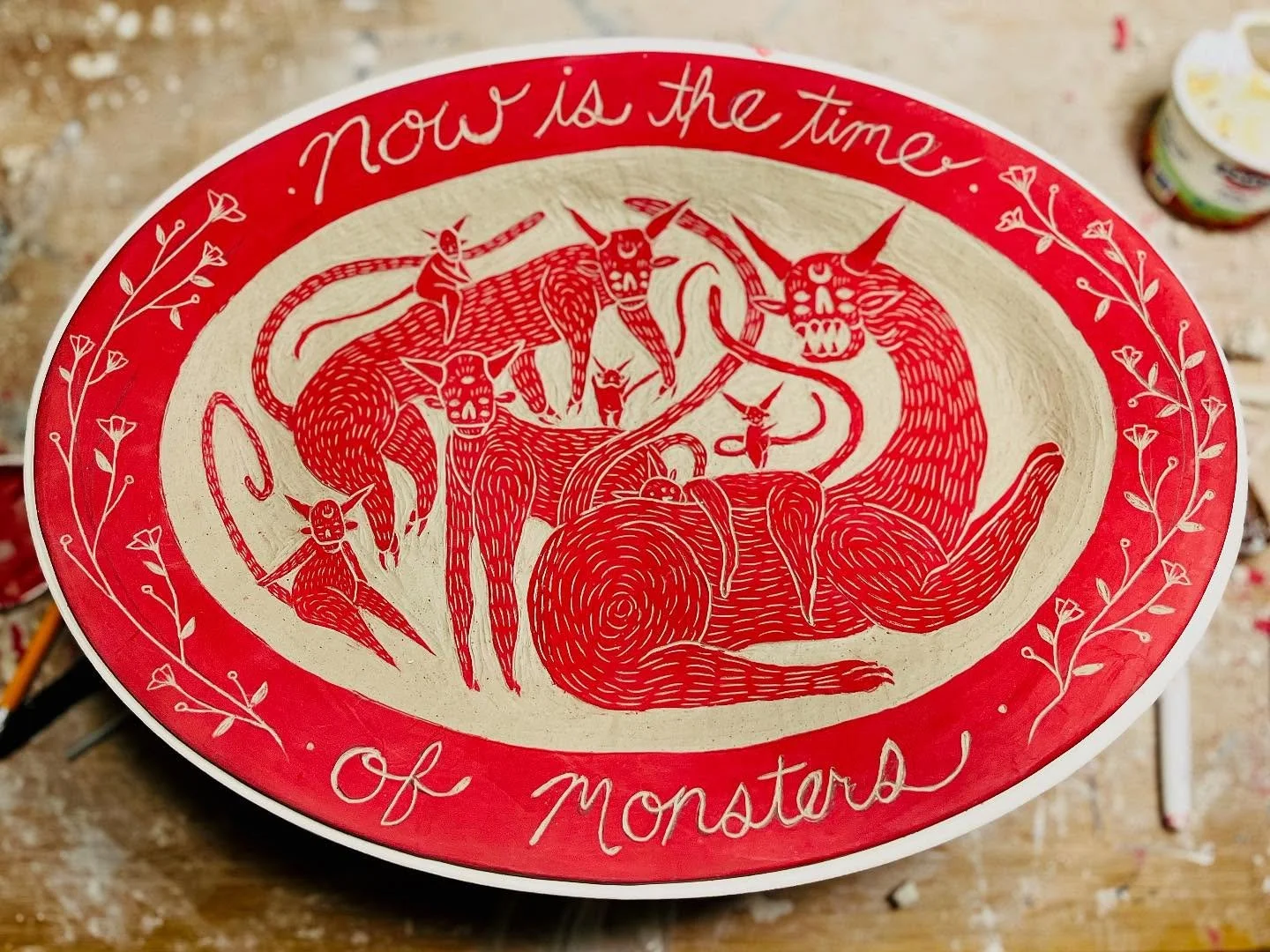 The old world is dying, and the new world struggles to be born: Now is the time of monsters - Antonio Gramsci

#ceramilicious #sgraffito #handmade #illustratedceramics #ceramicplates