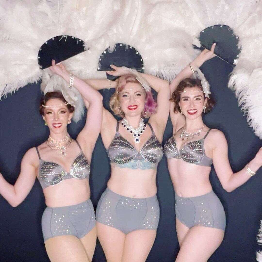 Happy #smallbusinesssaturday ! 
👉 Did you know our small business only has 3 General Admission TICKETS LEFT for our upcoming show, &ldquo;Madame Kate&rsquo;s Menagerie&rdquo;?? 😍 
 
Don&rsquo;t miss our very first burlesque-forward cabaret show com