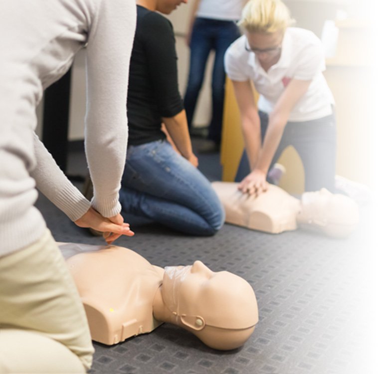 Be ready when it matters most❤️&zwj;🩹
Our hands-on First Aid &amp; CPR course gives you real life-saving skills in a practical, engaging way!
🩺Learn CPR for adults, kids &amp; infants, how to handle emergencies &amp; communicate confidently under p