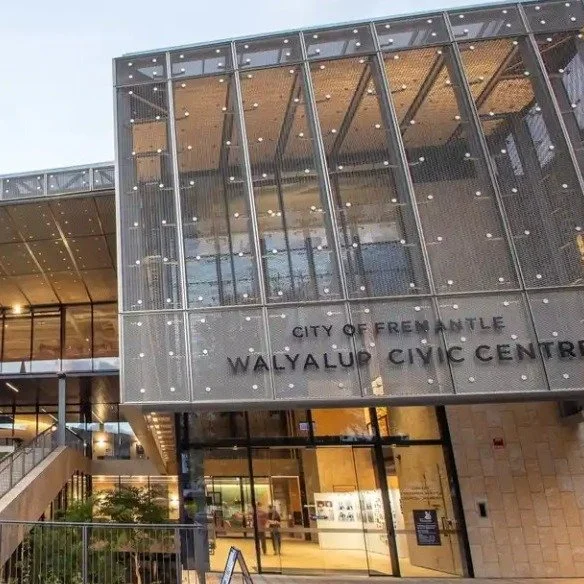 Ready to dive into the latest business insights? 
Join the @City of Fremantle Business Briefing on 18 March at Walyalup Civic Centre! 🌟
Expect updates on Small Business Grants, major projects, economic strategy &amp; more 📊✨

Register your attendan