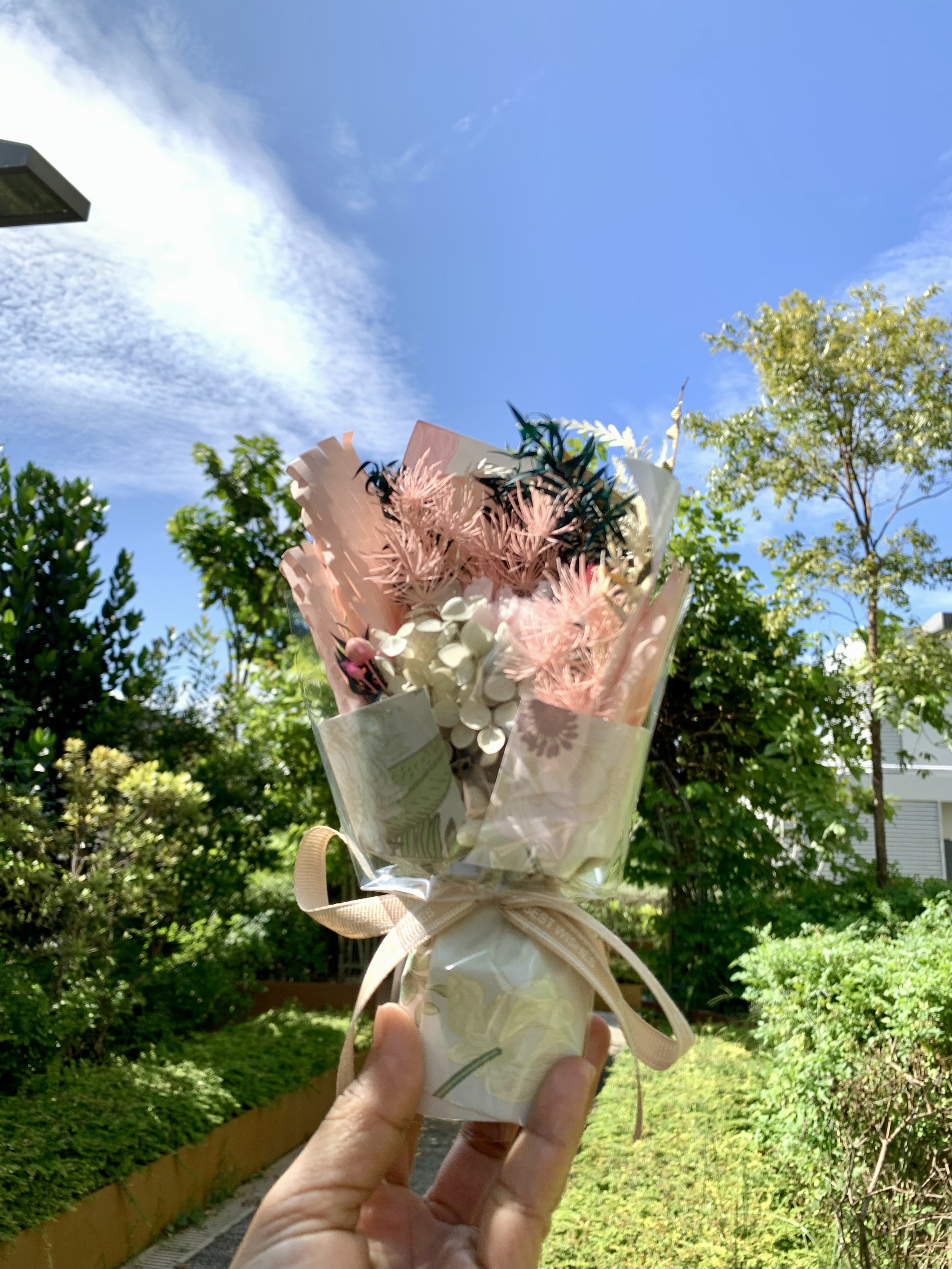 Wonderwoman Flower Bouquet