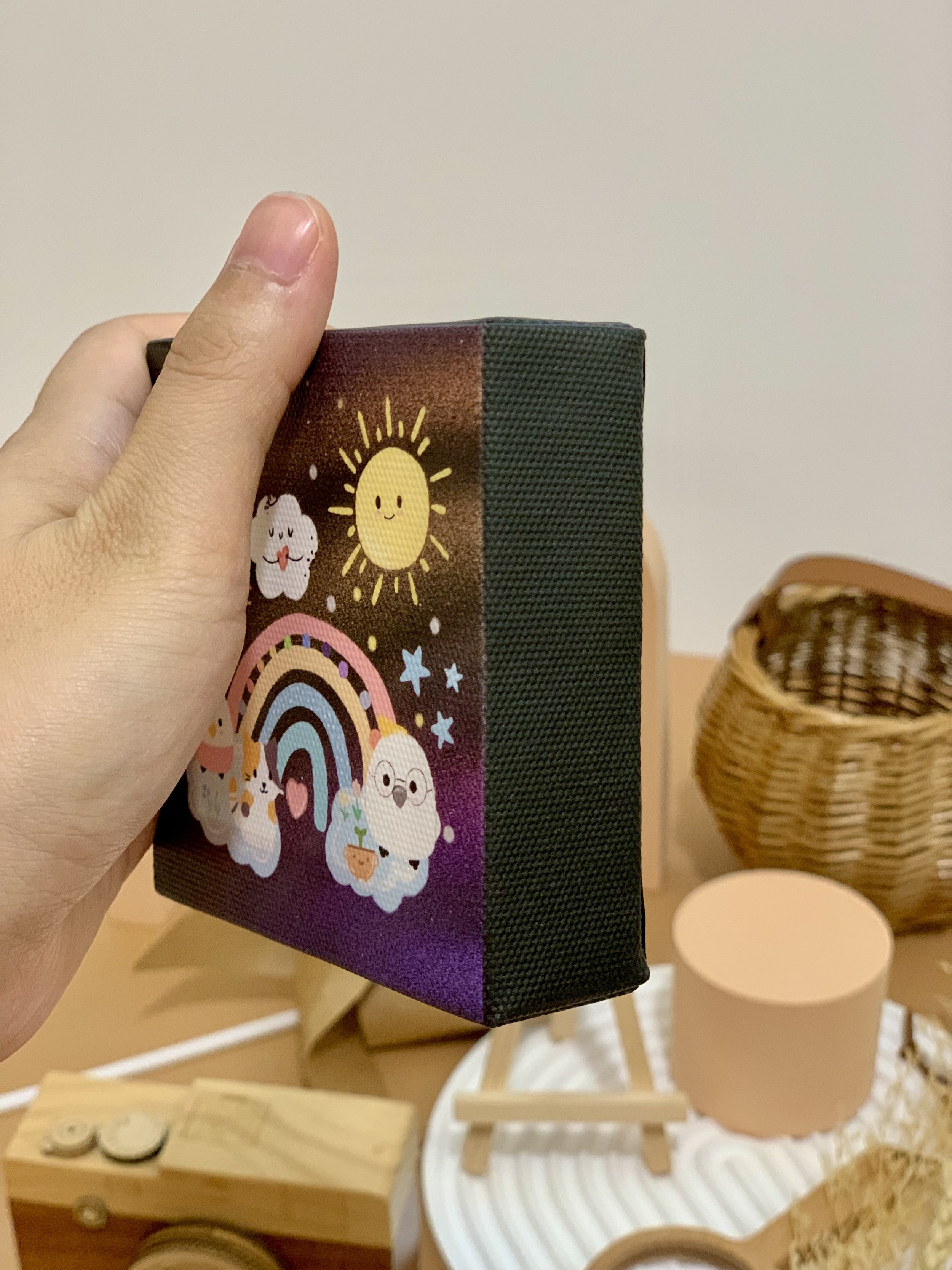 Genboku Canvas Art With Stand Rainbow 9cm x 9cm