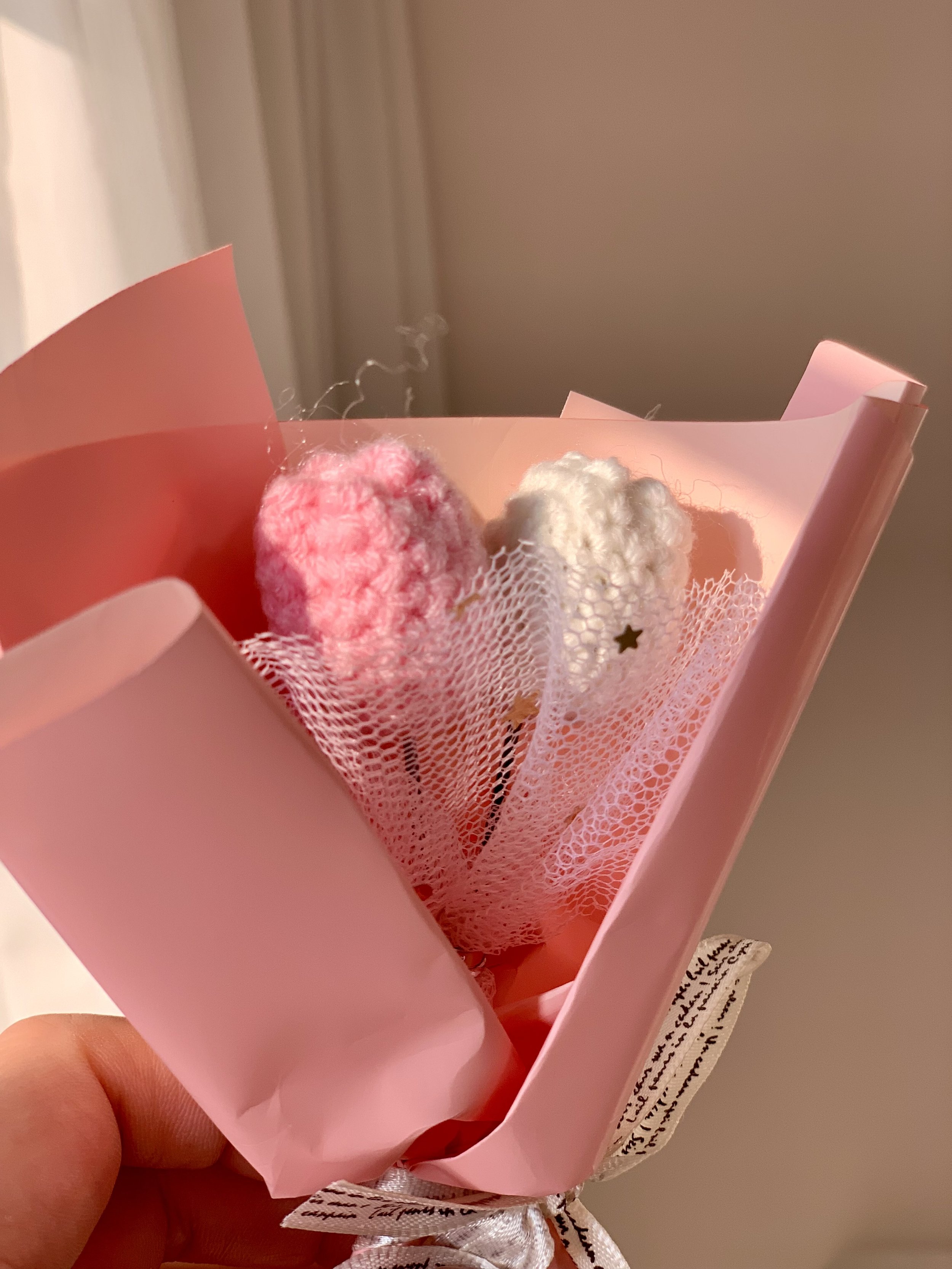 Crochet Pinky Bouquet