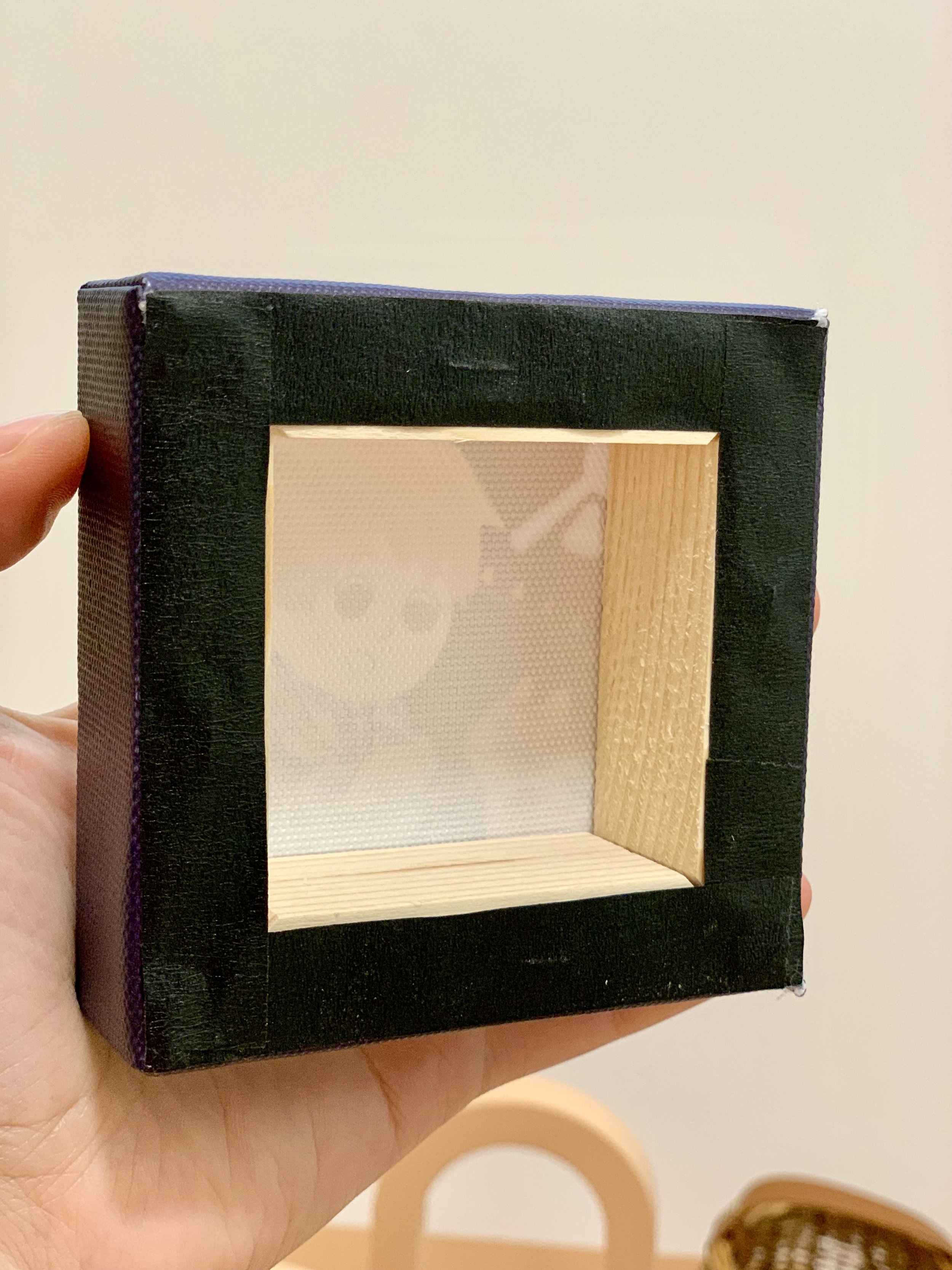 Genboku Canvas Art With Stand My Neighbour Cat 9cm x 9cm